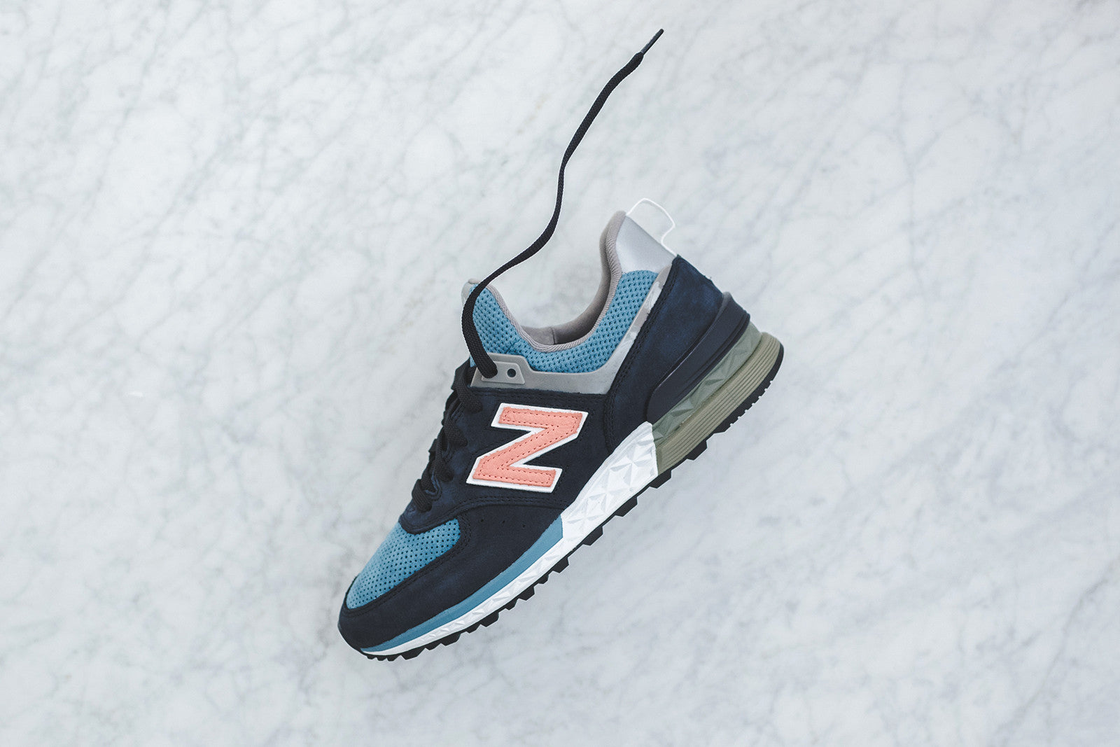 Ronnie Fieg x Dover Street Market x New Balance 574 Sport Collection