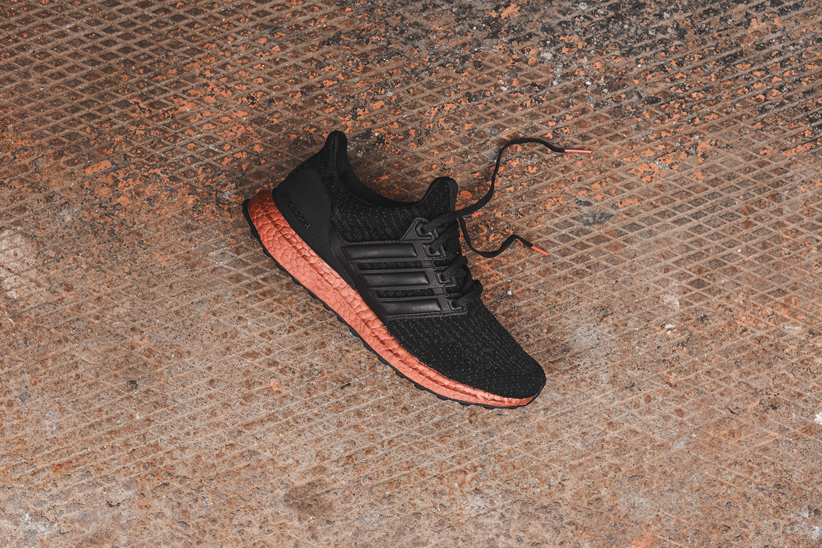 adidas Ultraboost - Black / Copper