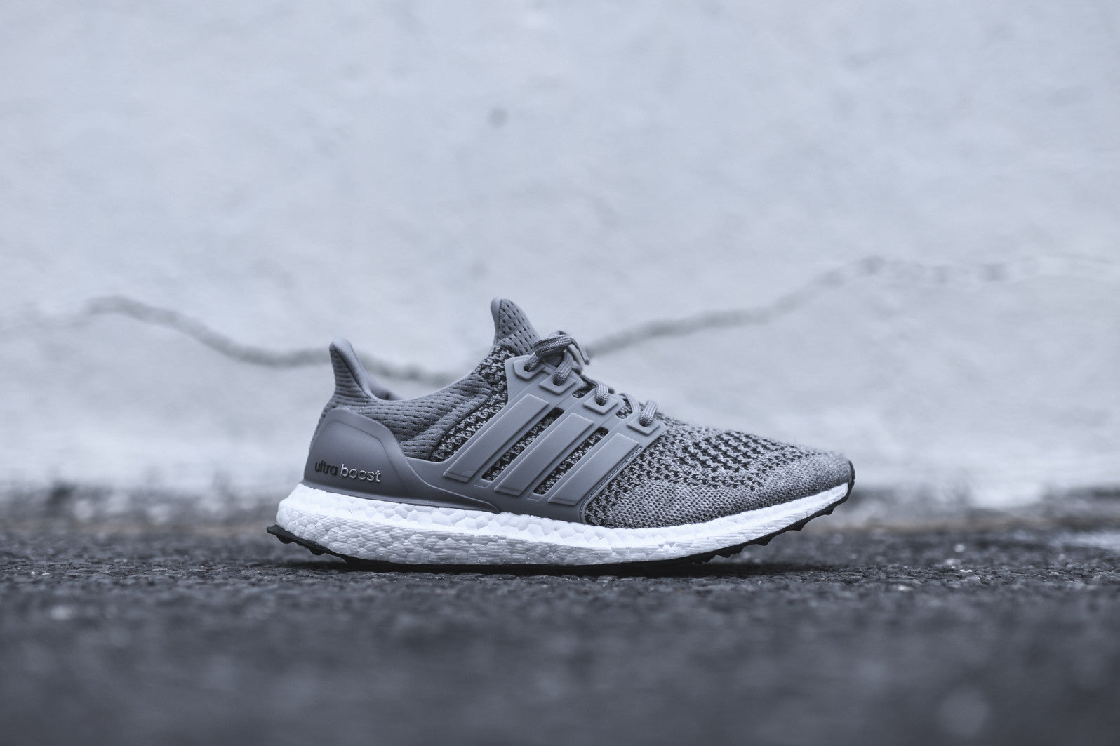 adidas Ultra Boost - Grey