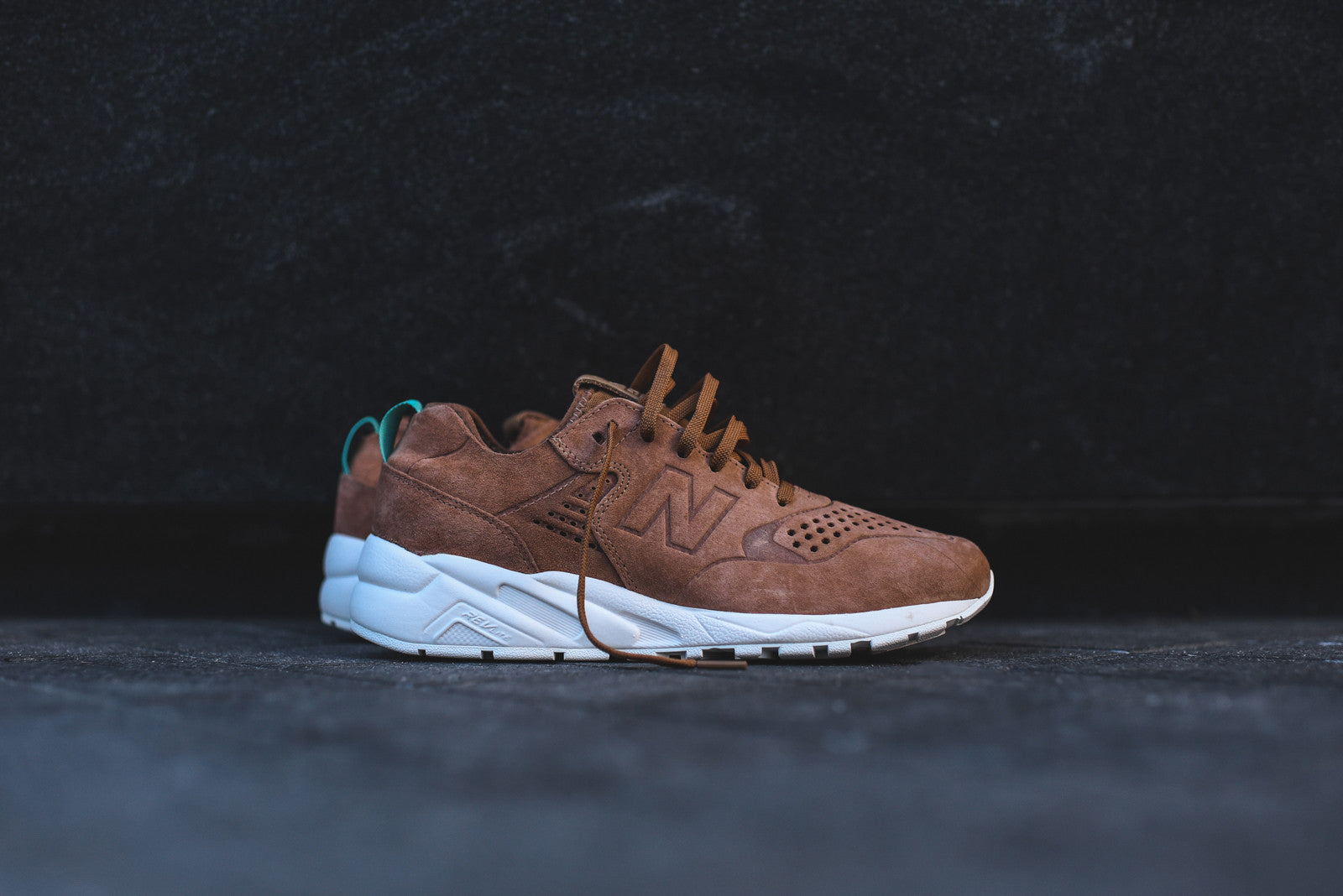New Balance Deconstructed 580