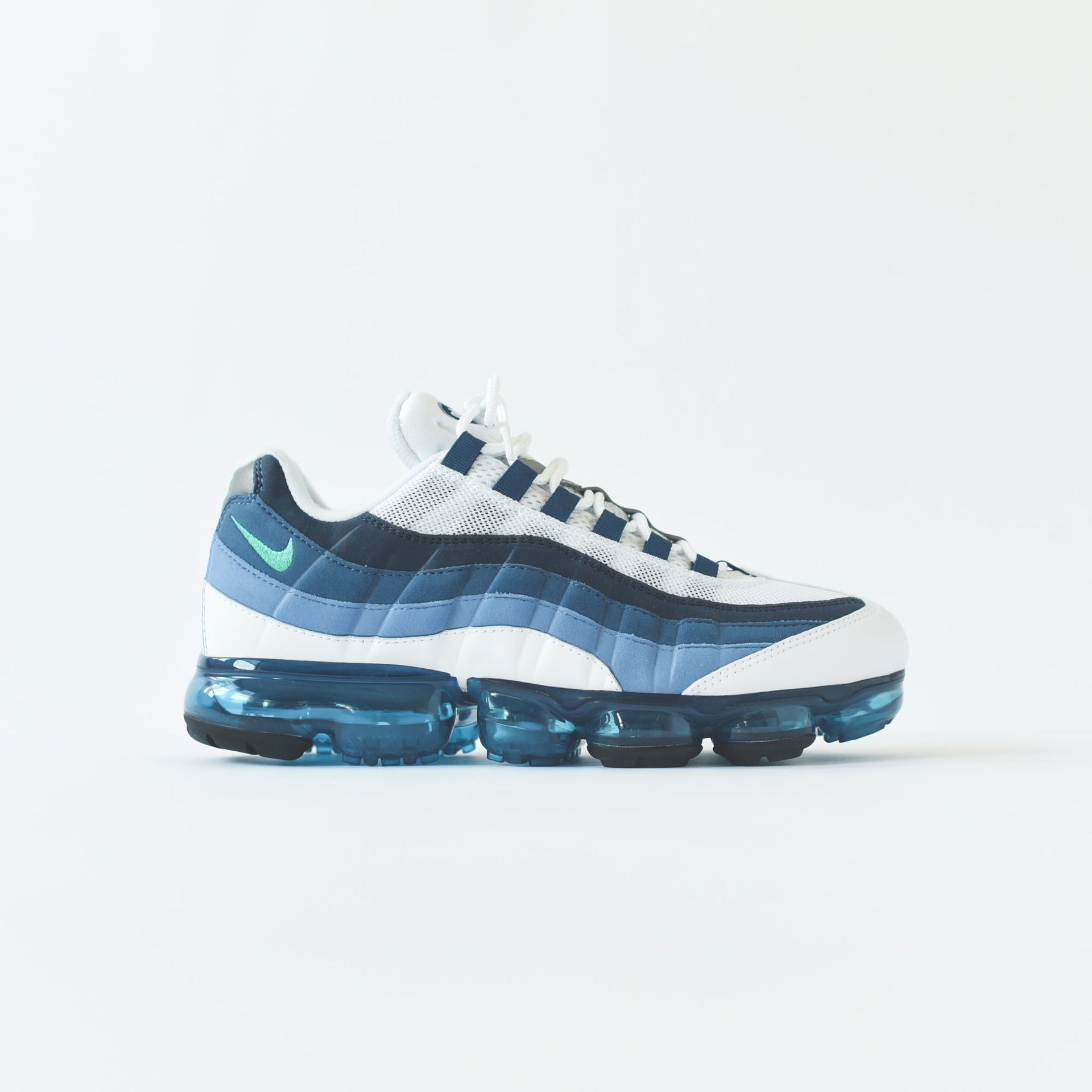Nike Air VaporMax '95 - White / New Green / French Blue Lake