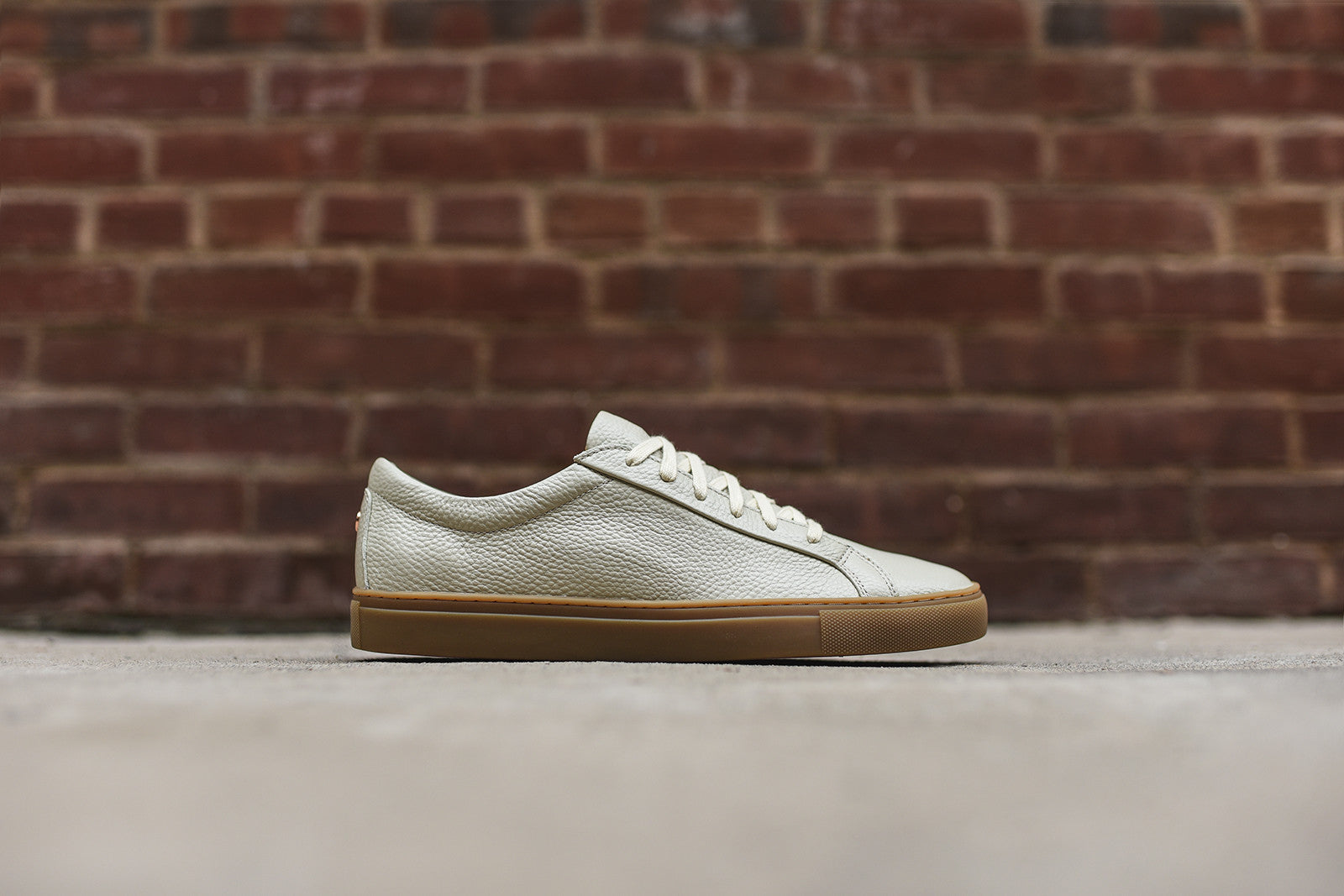 TCG Kennedy Low - Off White / Gum