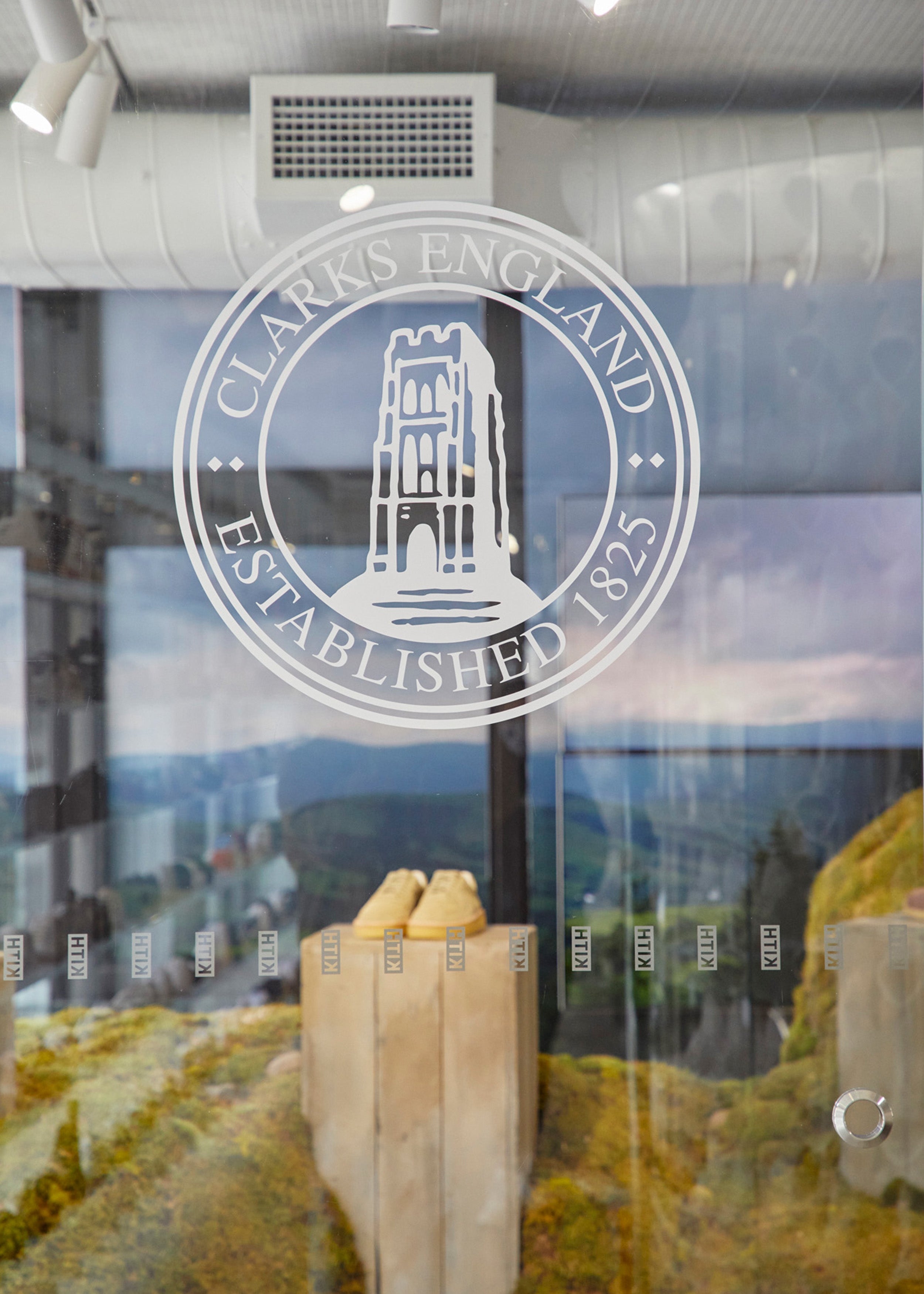 Kith Activation 8th St by Ronnie Fieg for Clarks Originals Activation – Kith UK