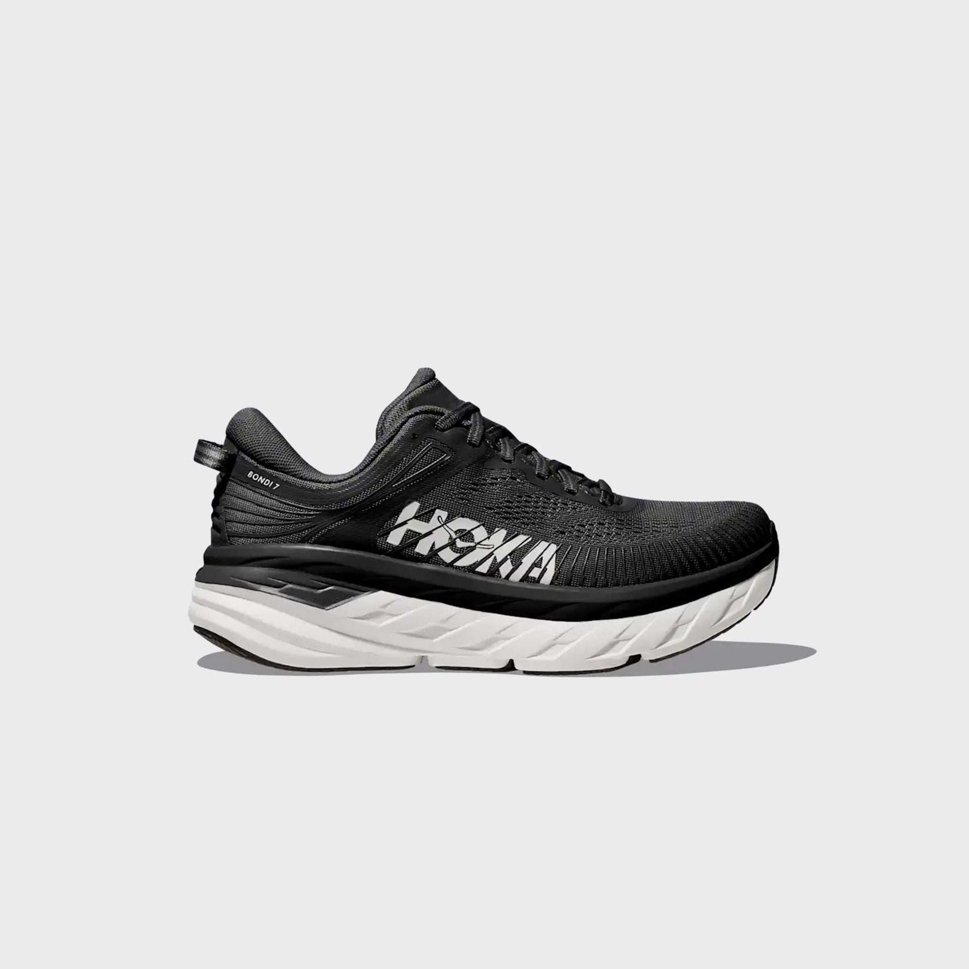 HOKA WMNS Bondi 7 - Black / White