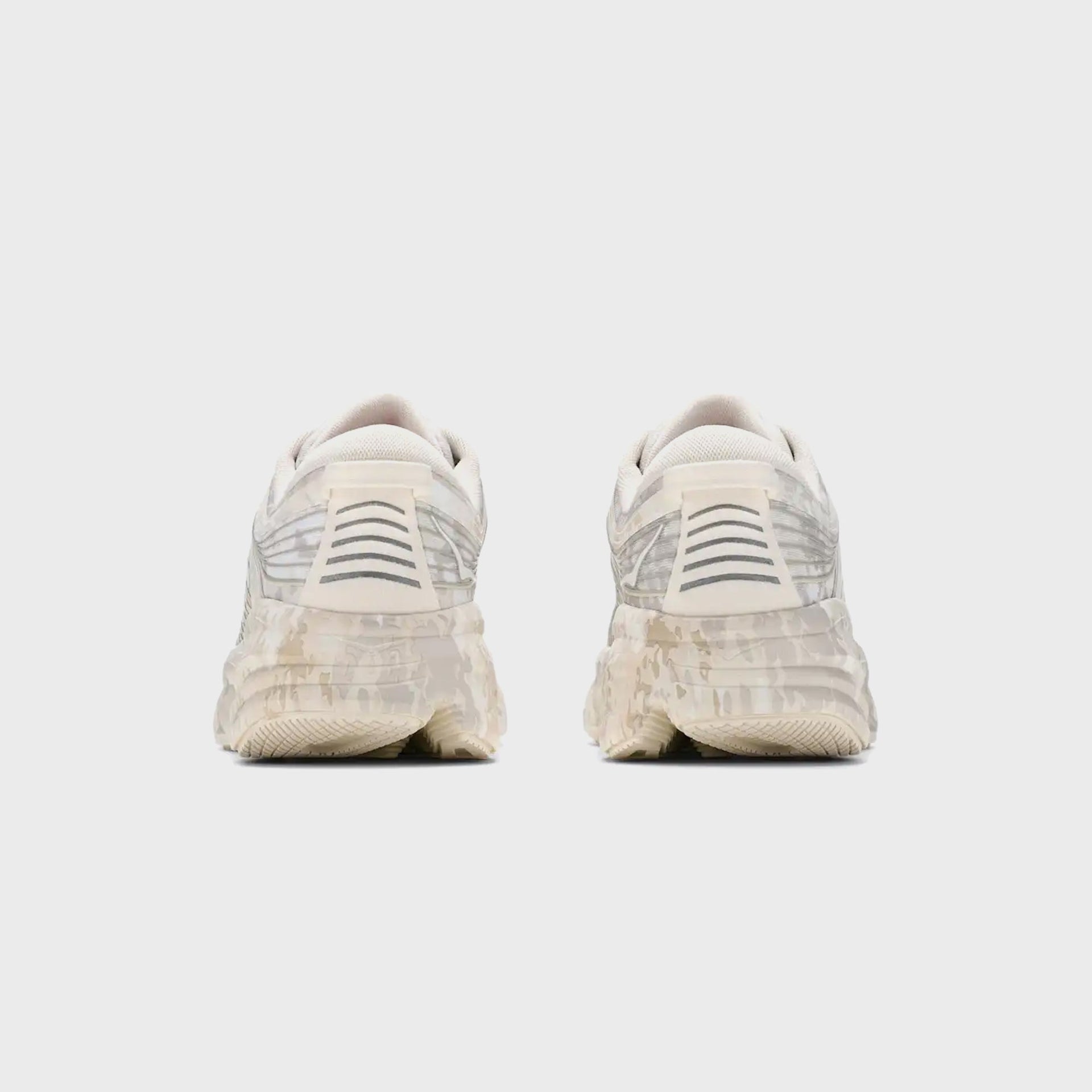 HOKA x BEAMS Bondi 7 - Turtle Dove / Tidal Foam