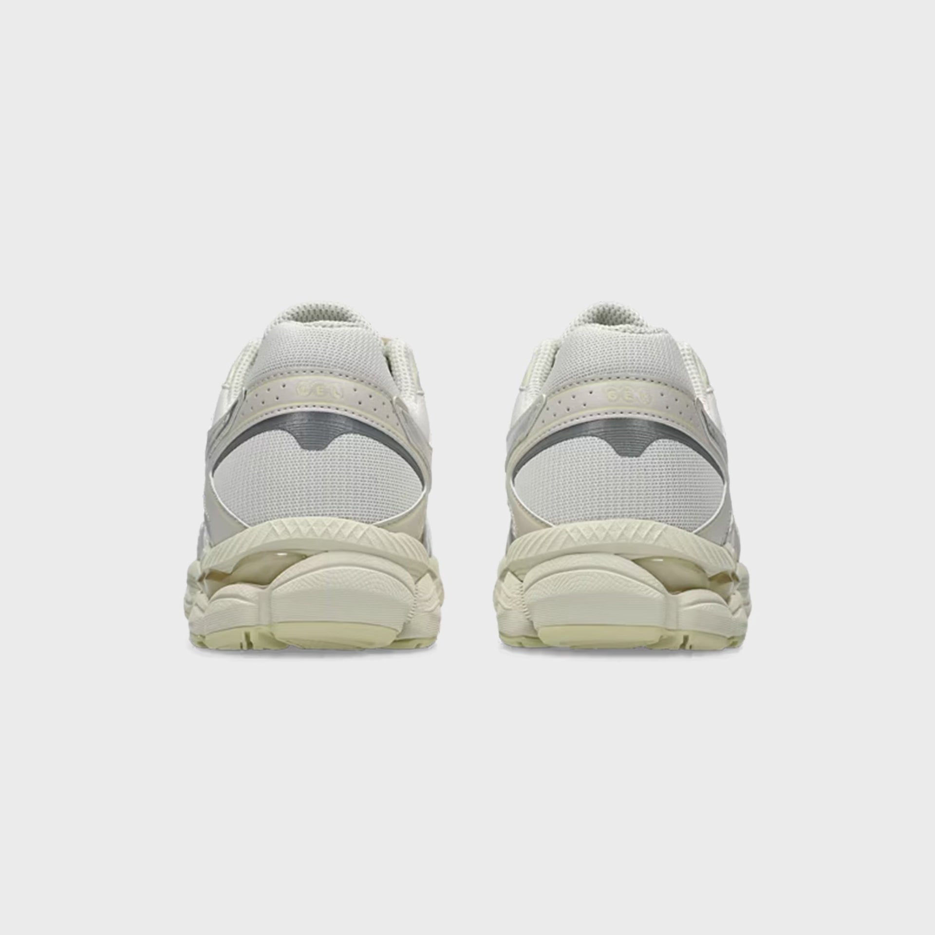 ASICS GEL-Cumulus 16 - Cream / Pure Silver