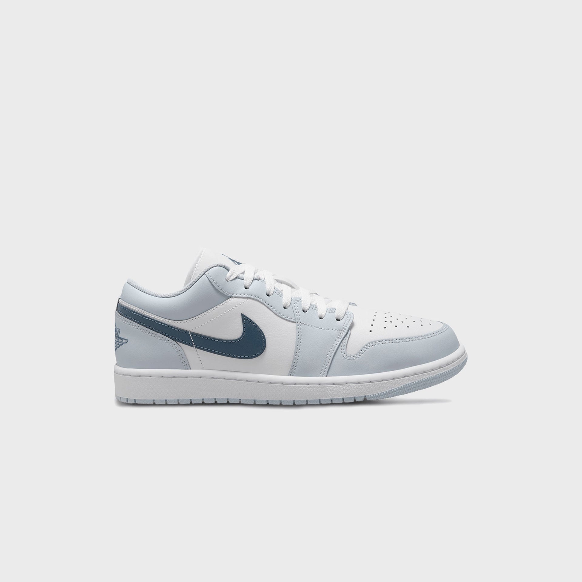 Nike Air Jordan 1 Low - Aura / Squadron Blue / White