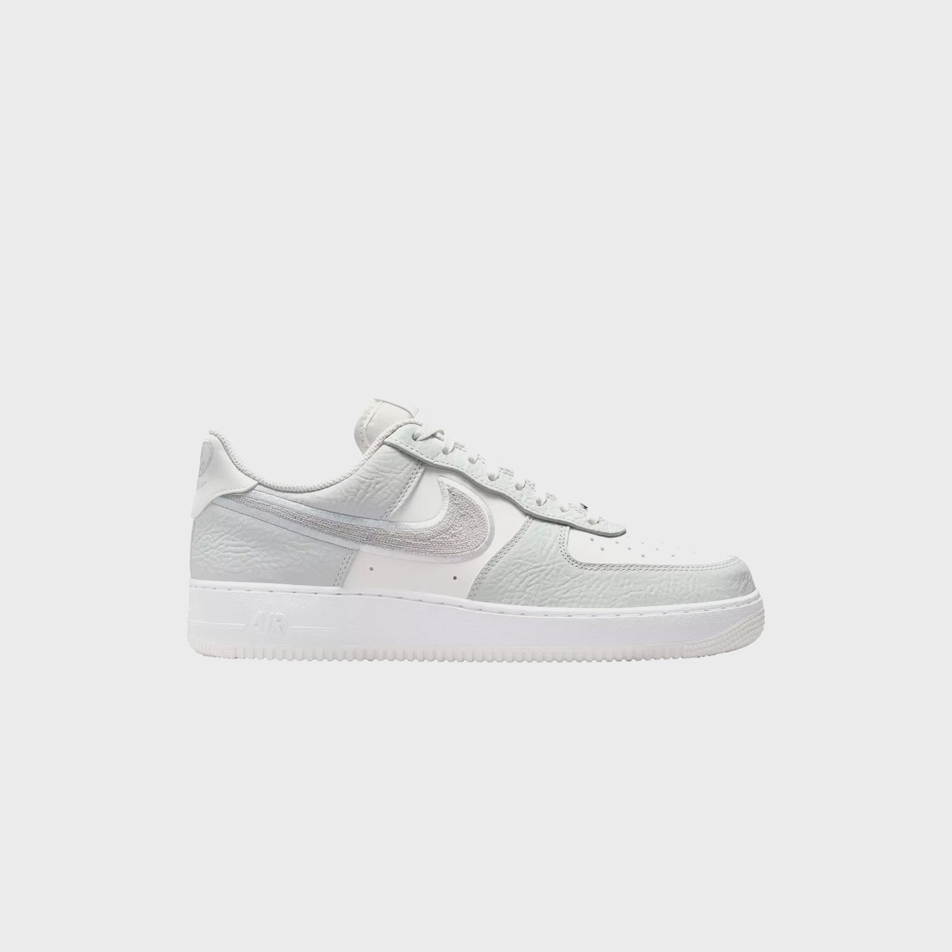 Nike Air Force 1 '07 LV8 - Summit White / White / Vast Grey