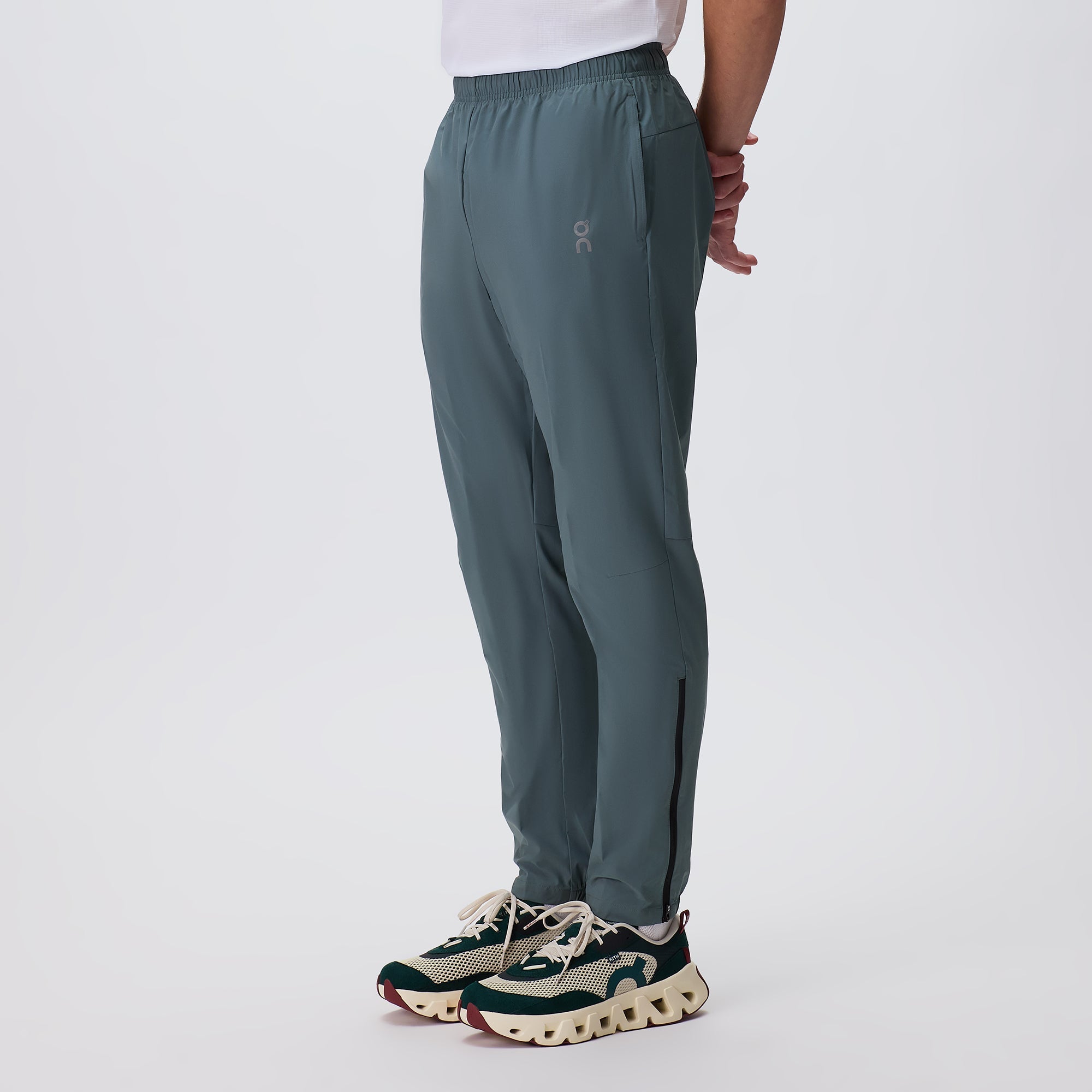 Kith for On Core Pant - Olive – Kith UK