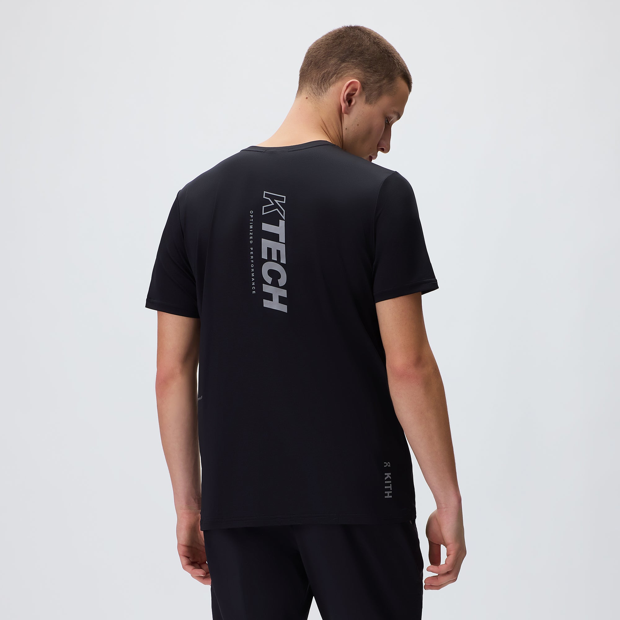 トップス Kith for On Core Tee Kith for On Core Tee - Black – Kith UK