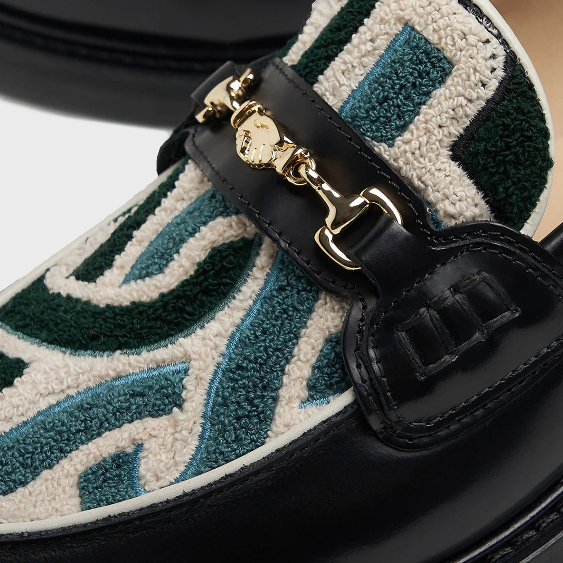 Filling Pieces Loafer - Gowtu Black / White