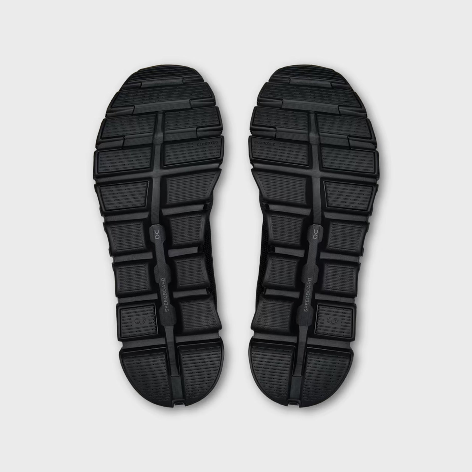 On Running Cloud 6 - Black / Eclipse