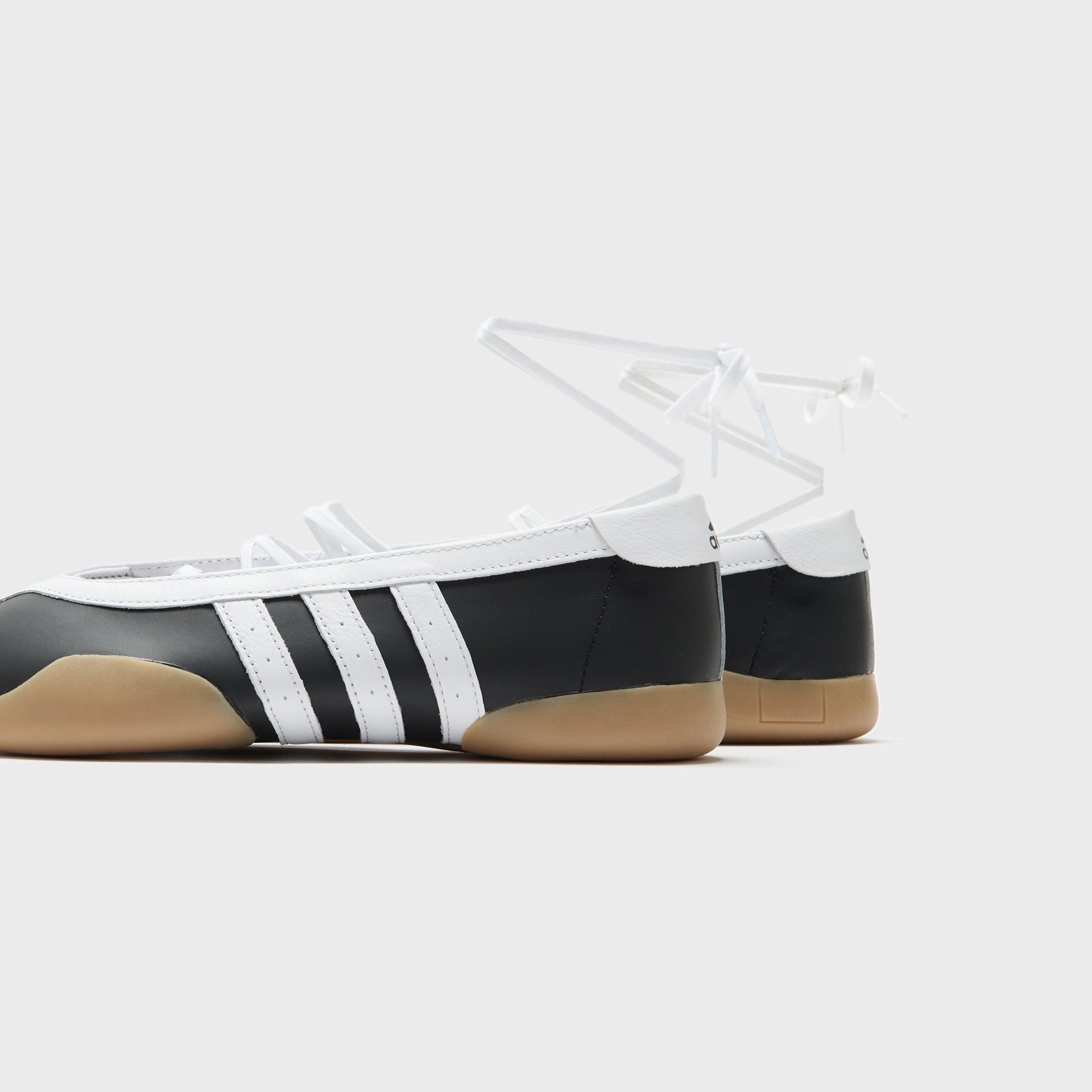 adidas WMNS Taekwondo Mei Ballet - Core Black / White/ Gum 3