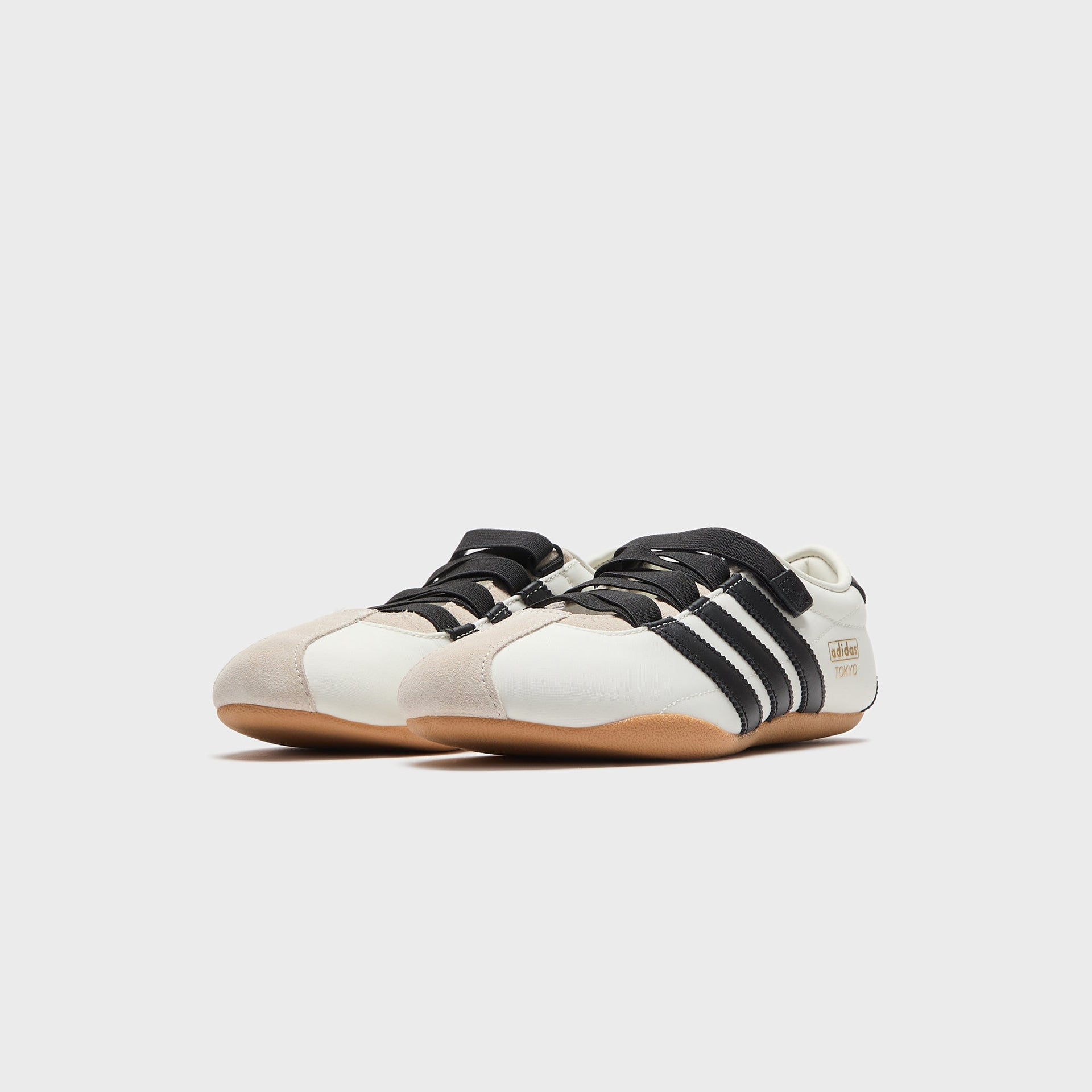 adidas WMNS Tokyo MJ - Off White / Core Black / Gum