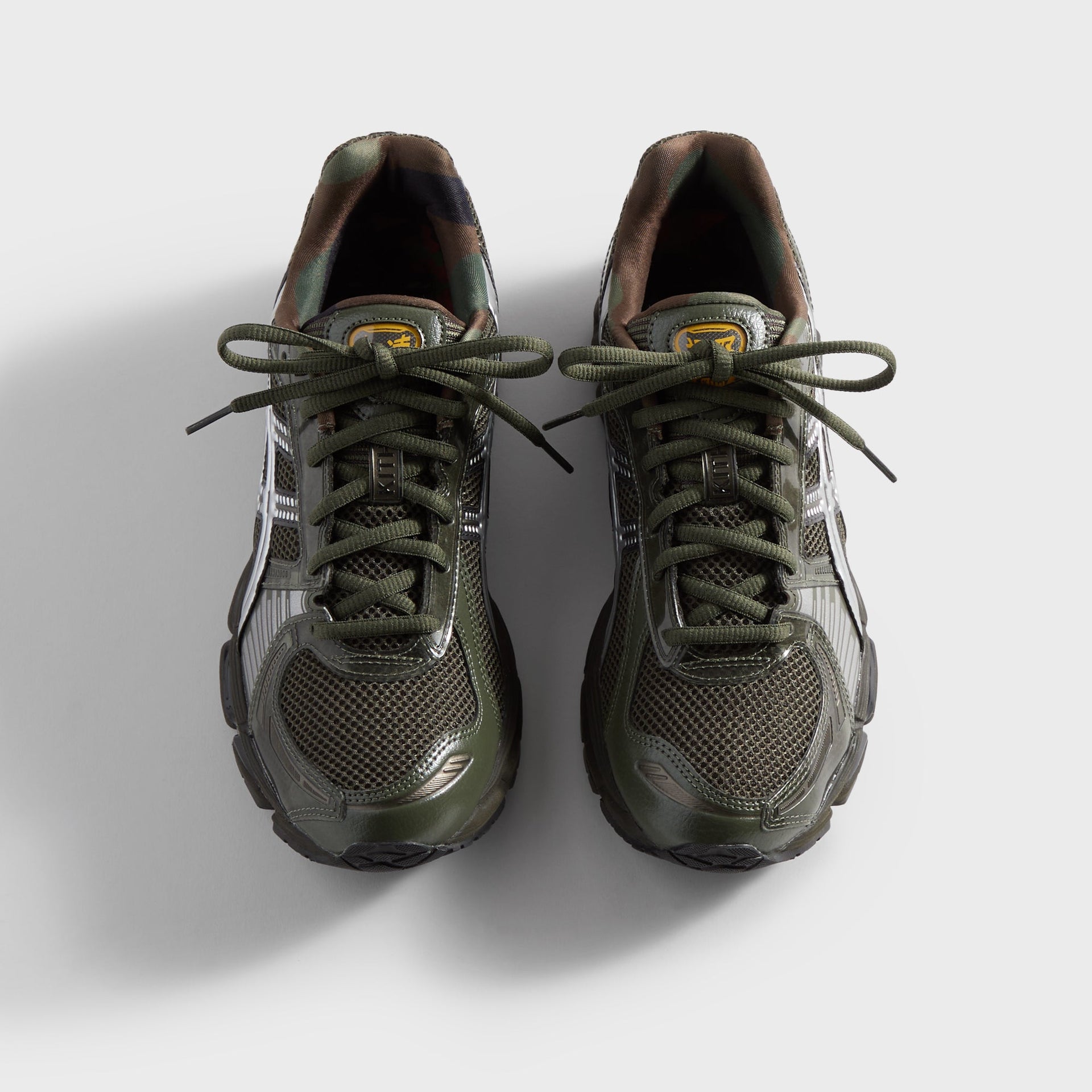 Marvel vs. Capcom | Kith for ASICS GEL-KAYANO® 12.1 Captain America vs. Guile Double Box - Dive Blue / Gunmetal / Deep Depths / Gunmetal