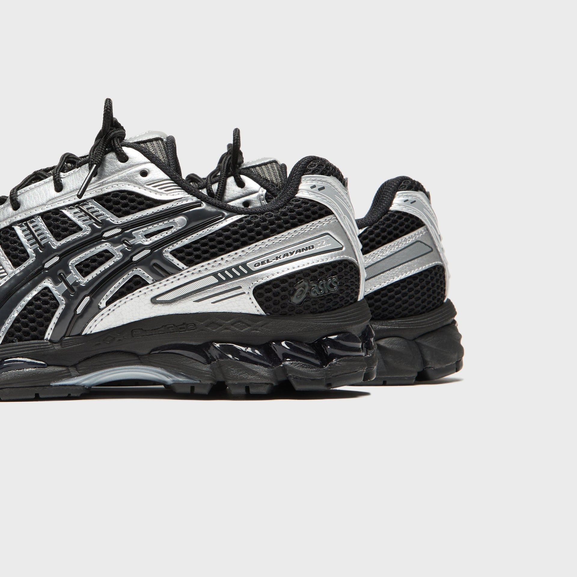 ASICS Gel-Kayano 12.1 - Black / Graphite Grey