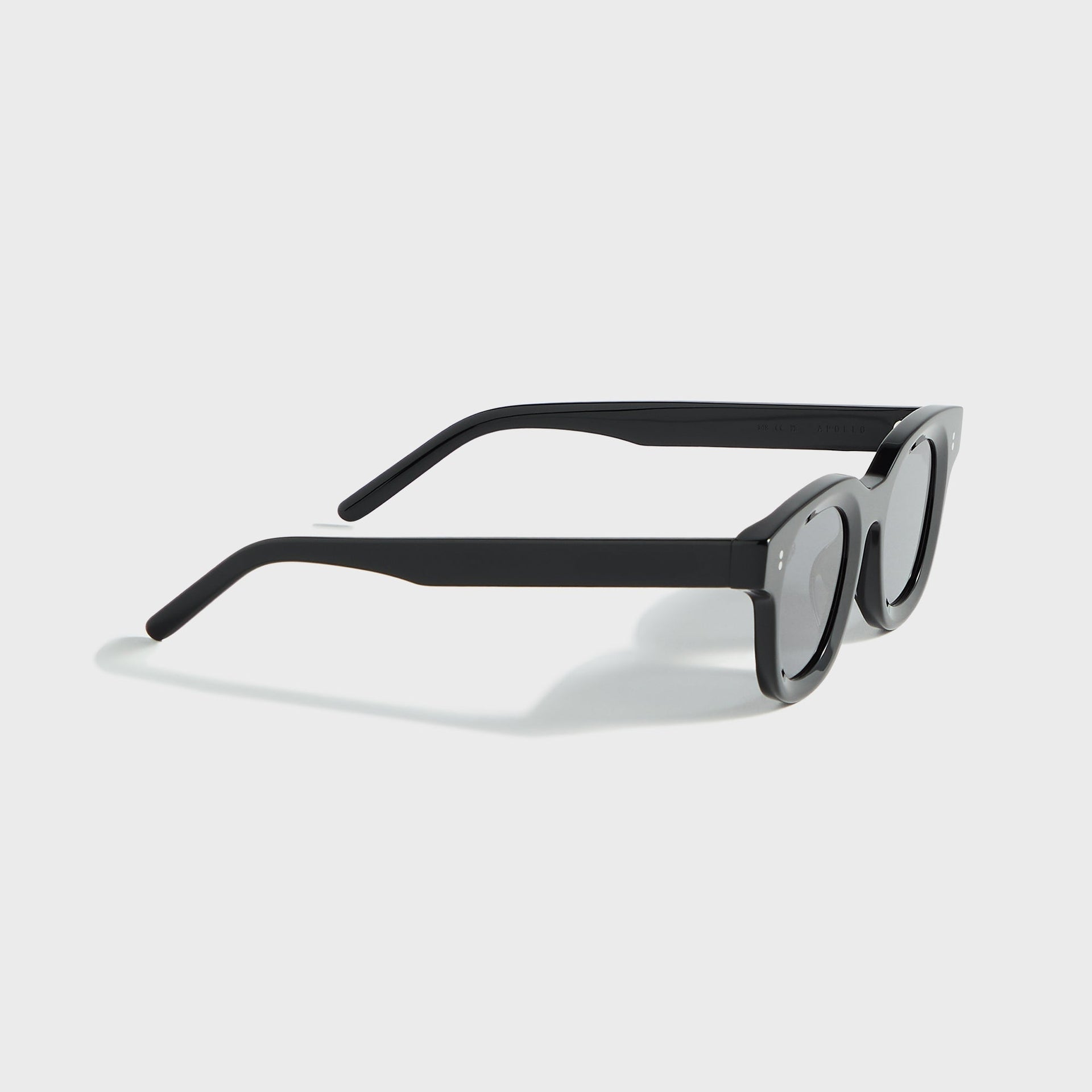 AKILA Apollo Sunglasses - Black / Black