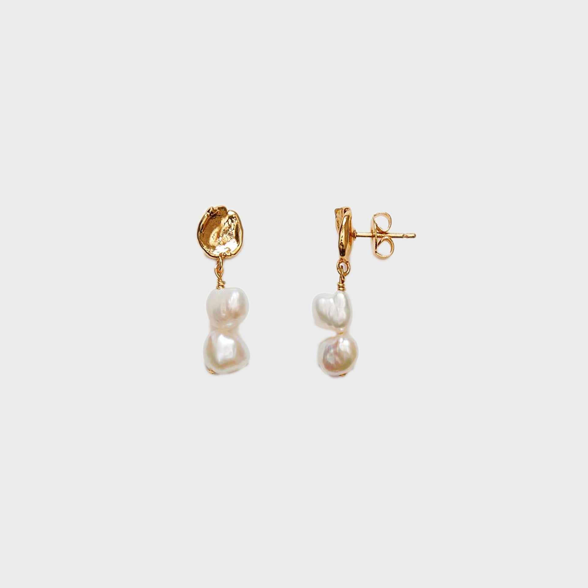 Anni Lu Pearly Drop Earrings Short - White