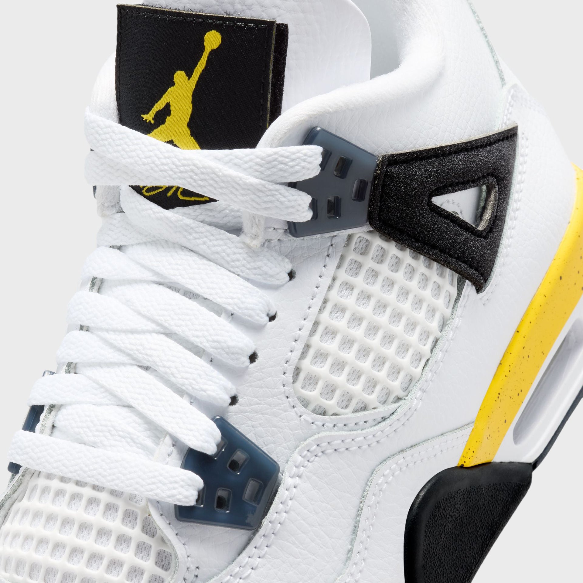 Jordan GS Air Jordan 4 Retro - White / Dark Blue Grey / Black / Tour Yellow
