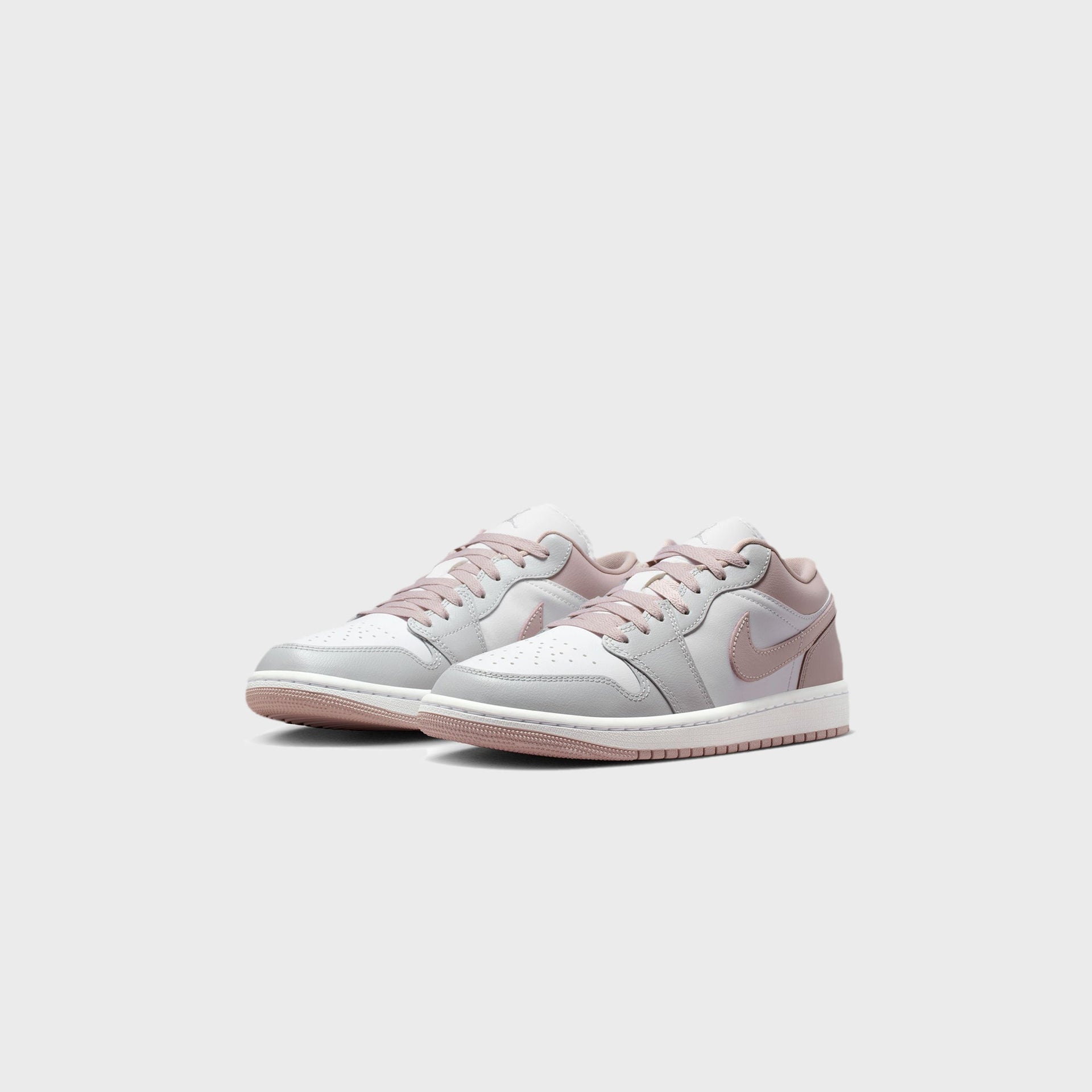 Jordan WMNS Air Jordan 1 Low SE - Particle Rose / White / Neutral Grey