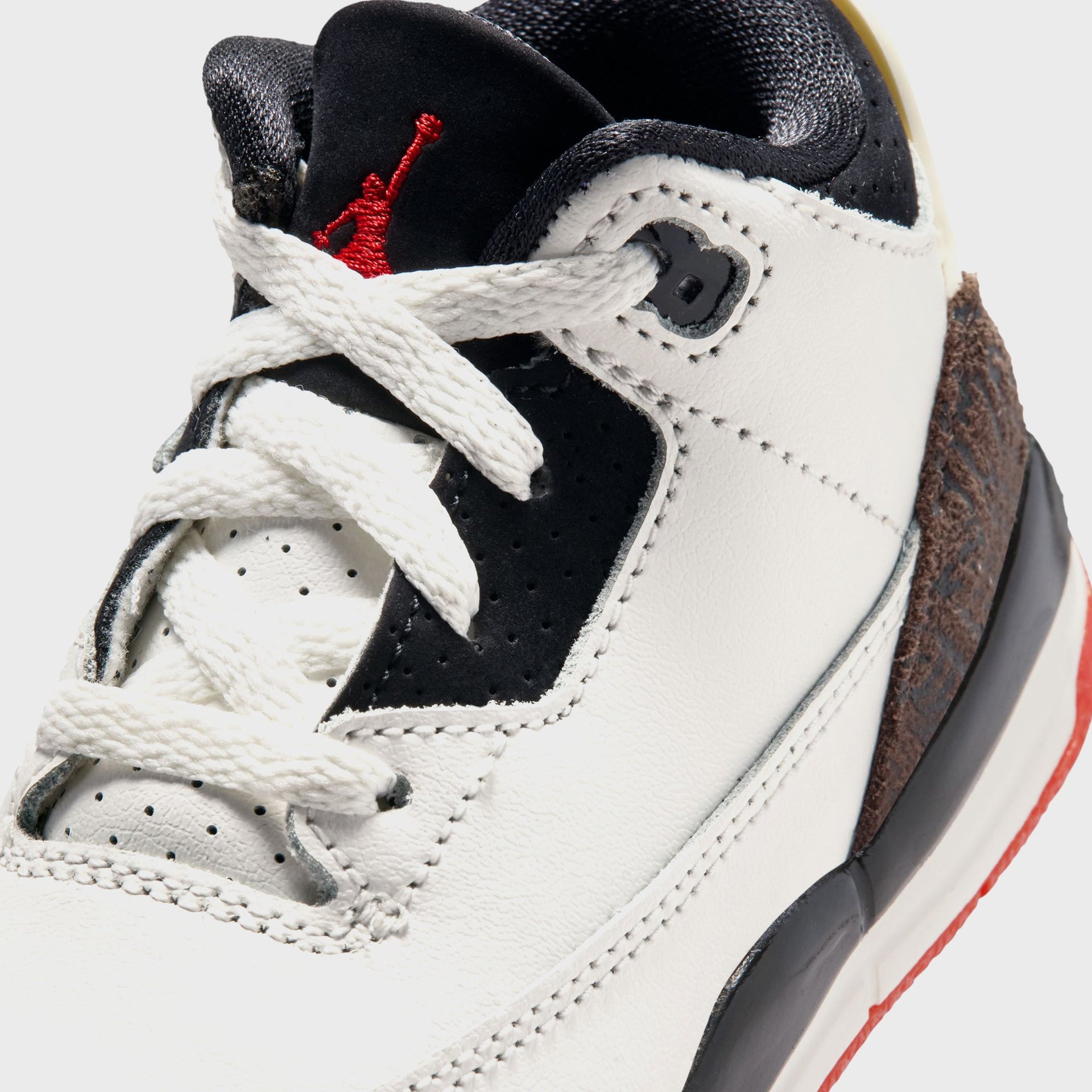 Jordan TD Jordan 3 - Sail / University Red / Pale Ivory / Black