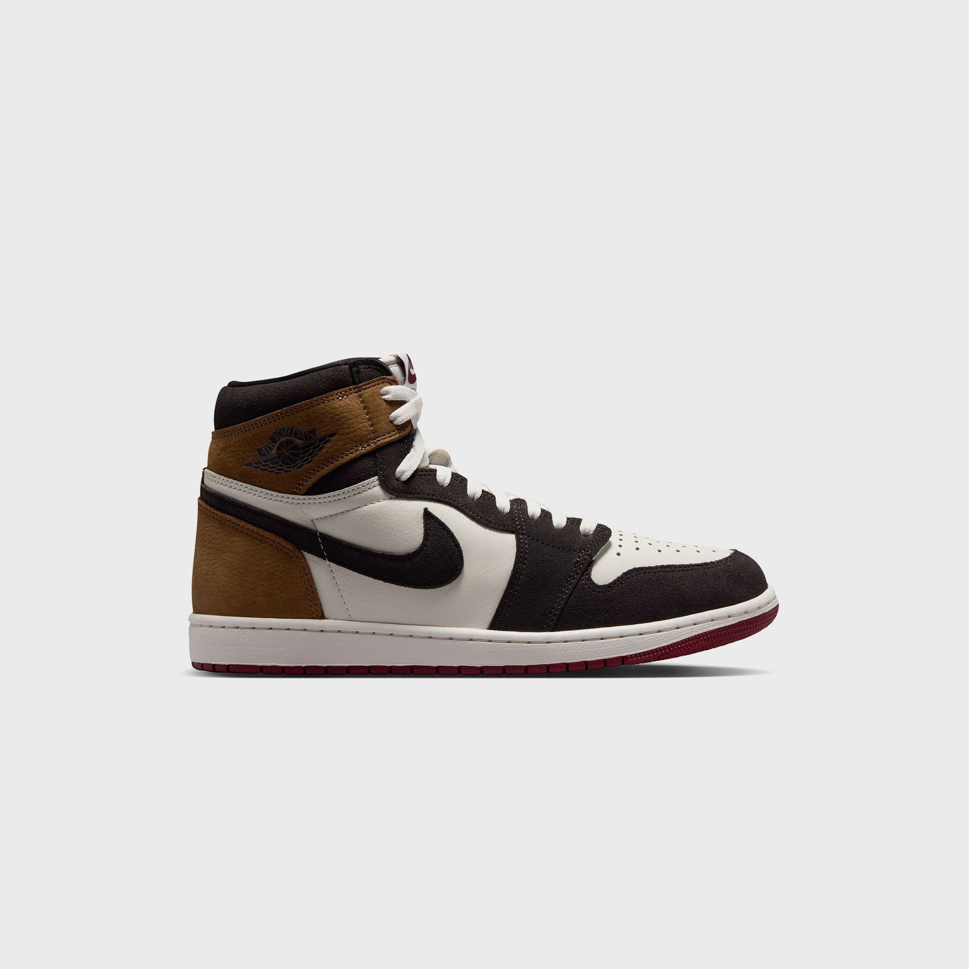 Jordan Air Jordan 1 High OG - Shadow Brown / Soft Pearl / Light British Tan / Team Red