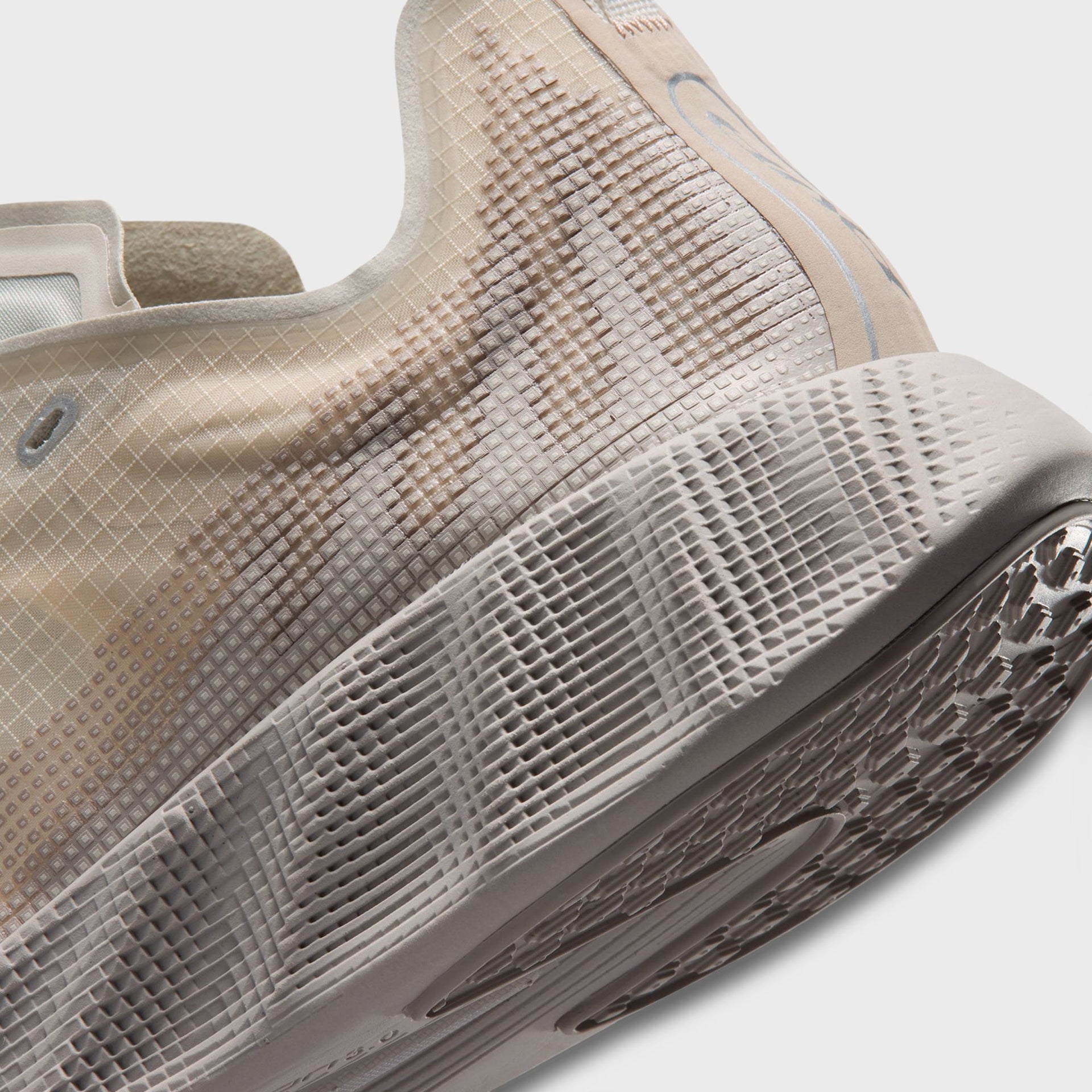 Nike Ava X - Pale Ivory / Cream II / Light Bone / Metallic Silver