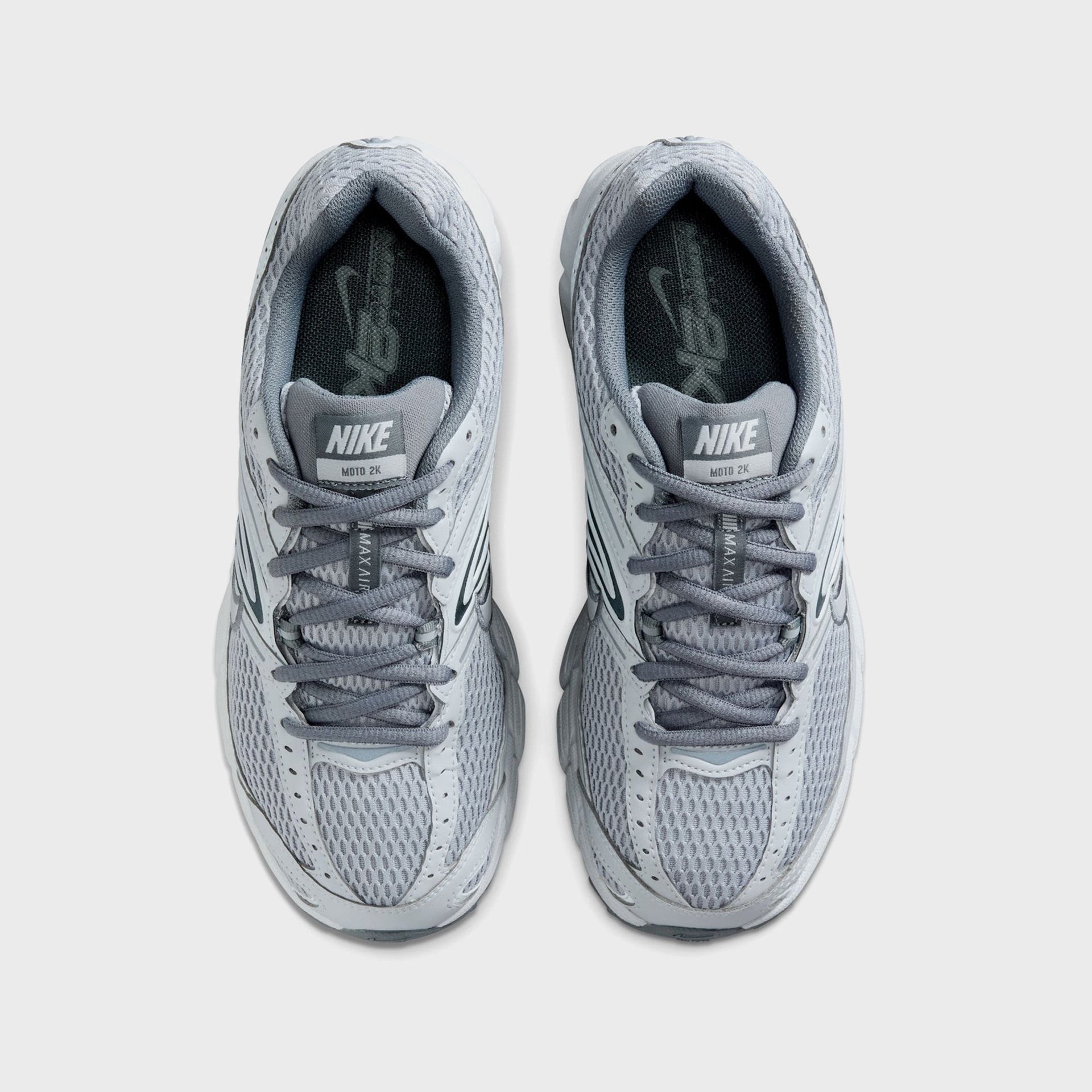 Nike WMNS Air Max Moto 2K - Wolf Grey / Pure Platinum / Cool Grey