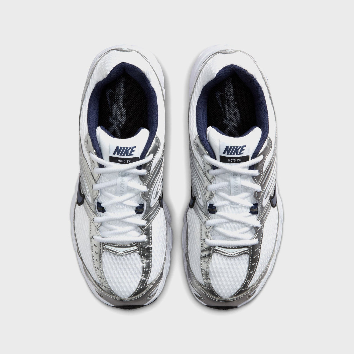 Nike WMNS Air Max Moto 2K - White / Midnight Navy / Metallic Silver / Black