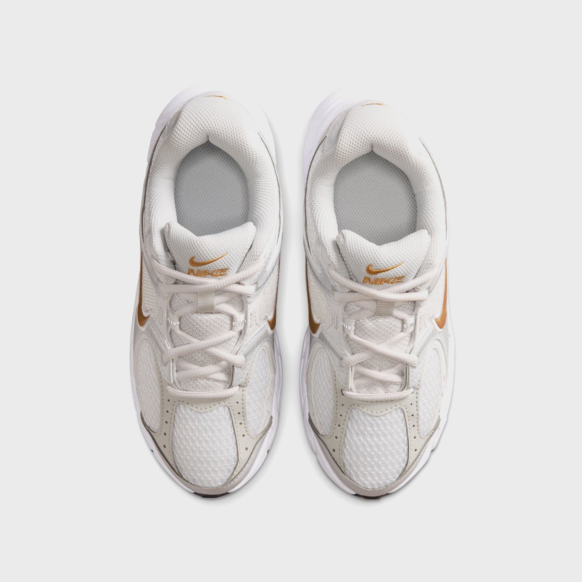 Nike GS V5 RNR - White / Metalic Gold / Metallic Silver