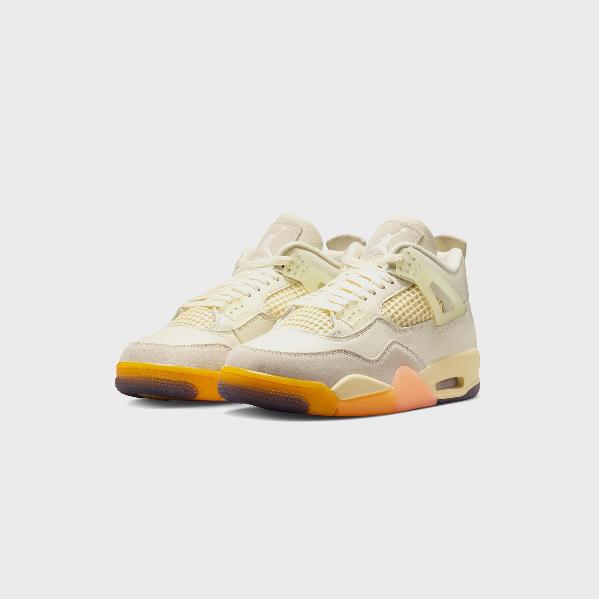 Jordan WMNS Air Jordan 4 - Retro Coconut Milk / Metallic Gold / Muslin / Bright Mango / Sundial / Black