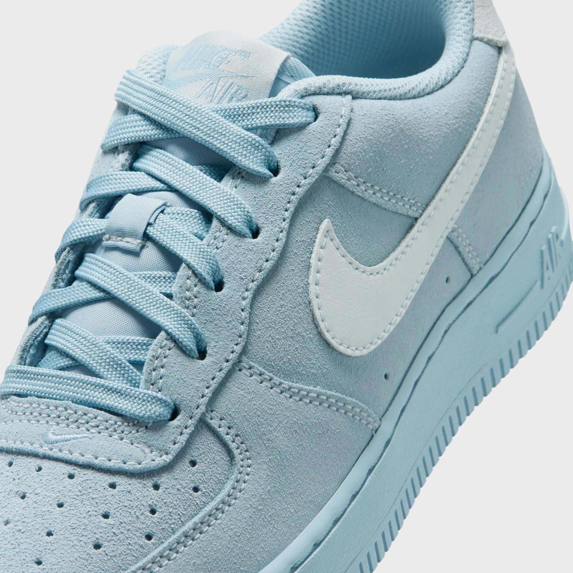 Nike GS Air Force 1 LV8 - Light Armory Blue / Pure Platinum
