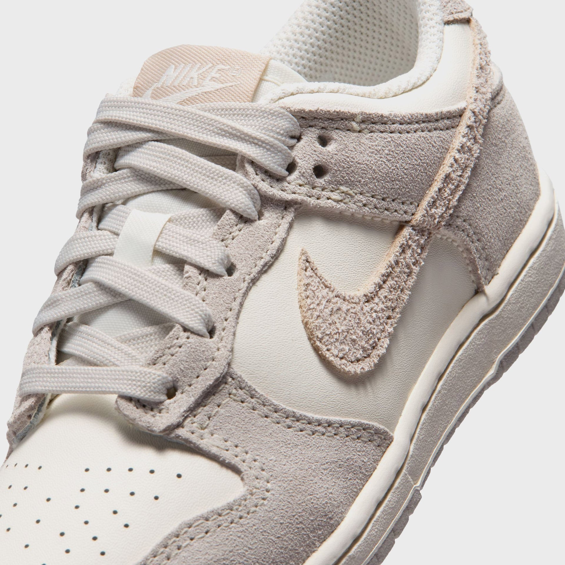 Nike PS Dunk Low - Beige