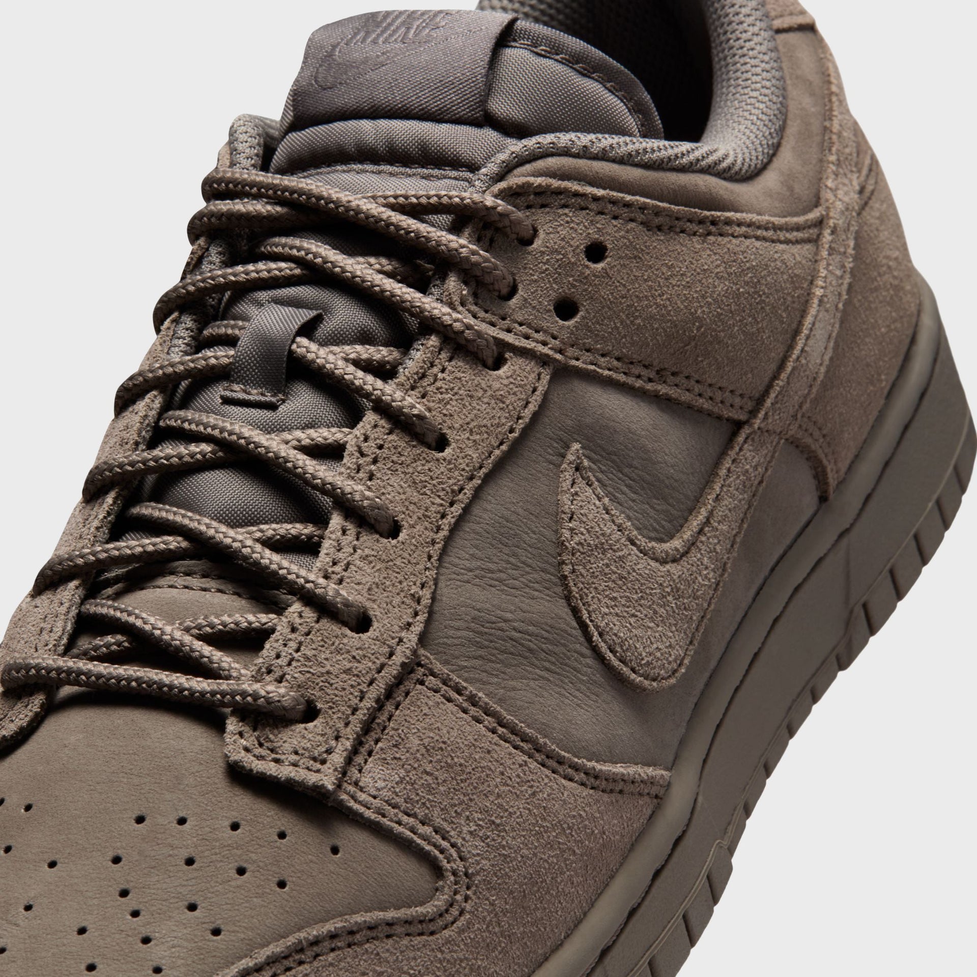 Nike Dunk Low Retro SE - Cave Stone / Cave Stone / Cave Stone