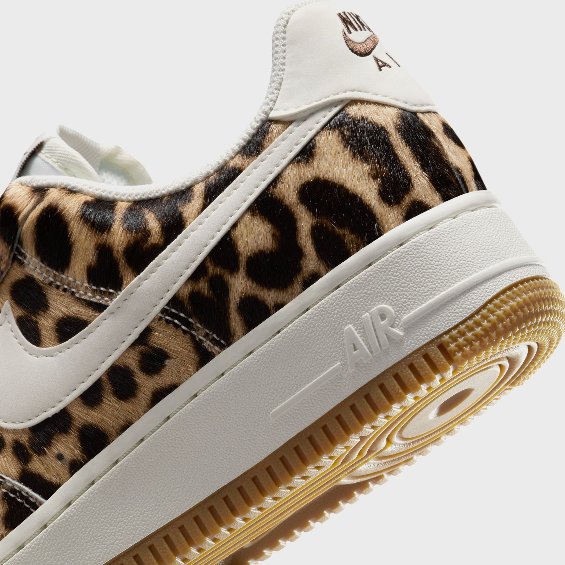 Nike WMNS Air Force 1 '07 - Baroque Brown / Sesame / Sail