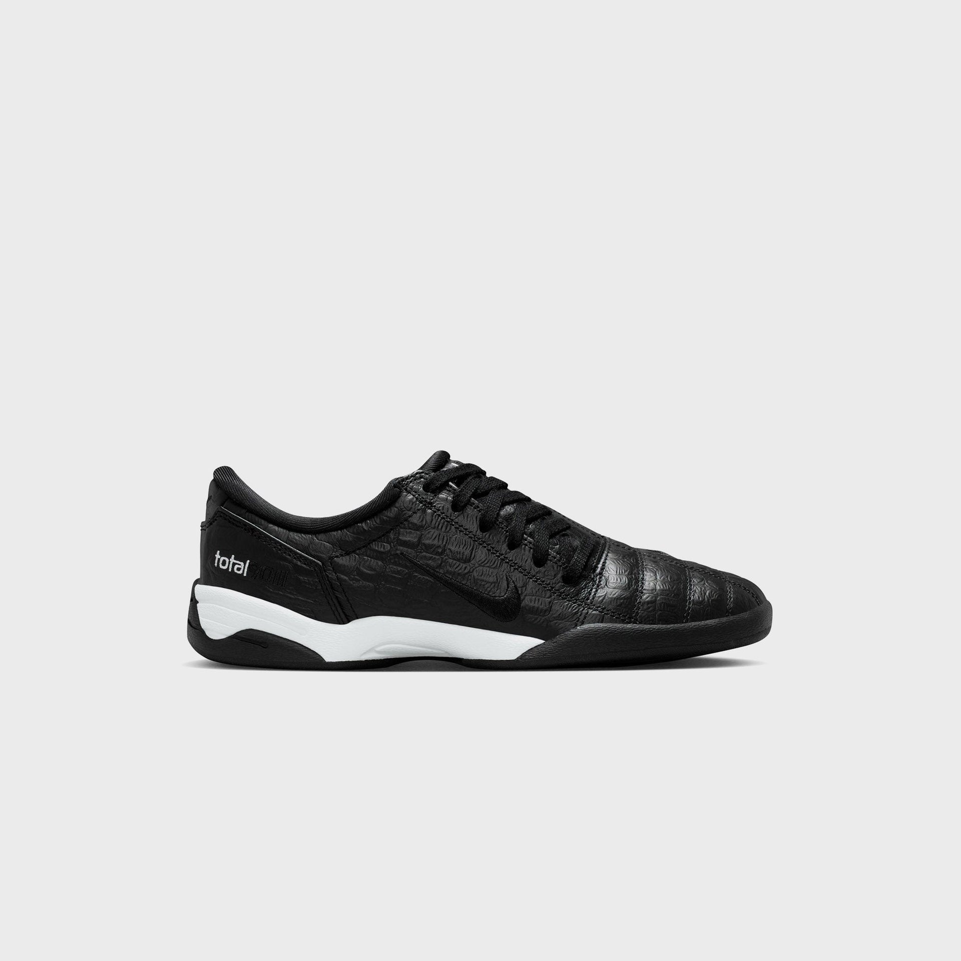 Nike WMNS Total 90 - Black / Black / White