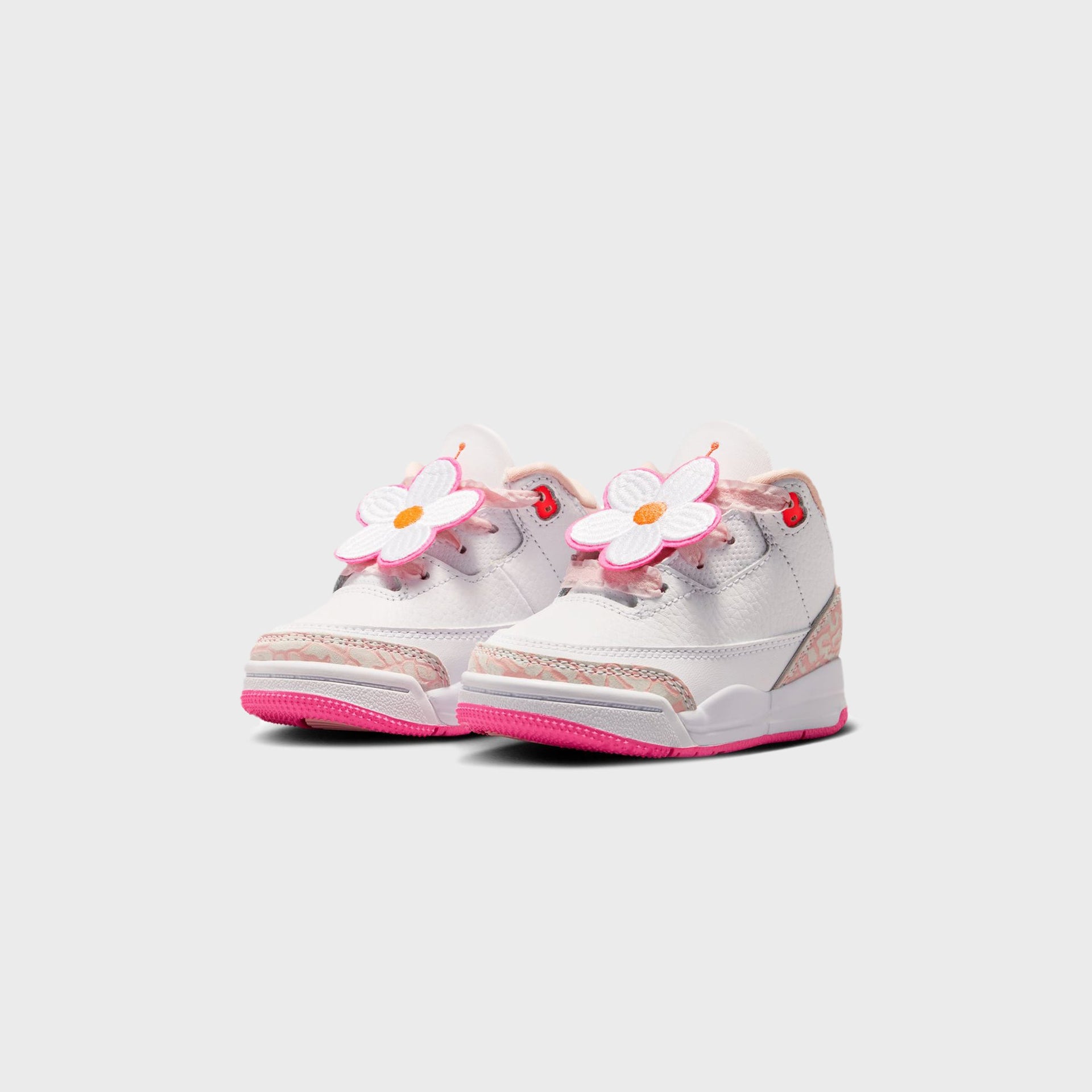 Jordan TD Jordan 3 Retro - Pearl Pink / Hyper Orange / Pink Bloom / Pink Glow