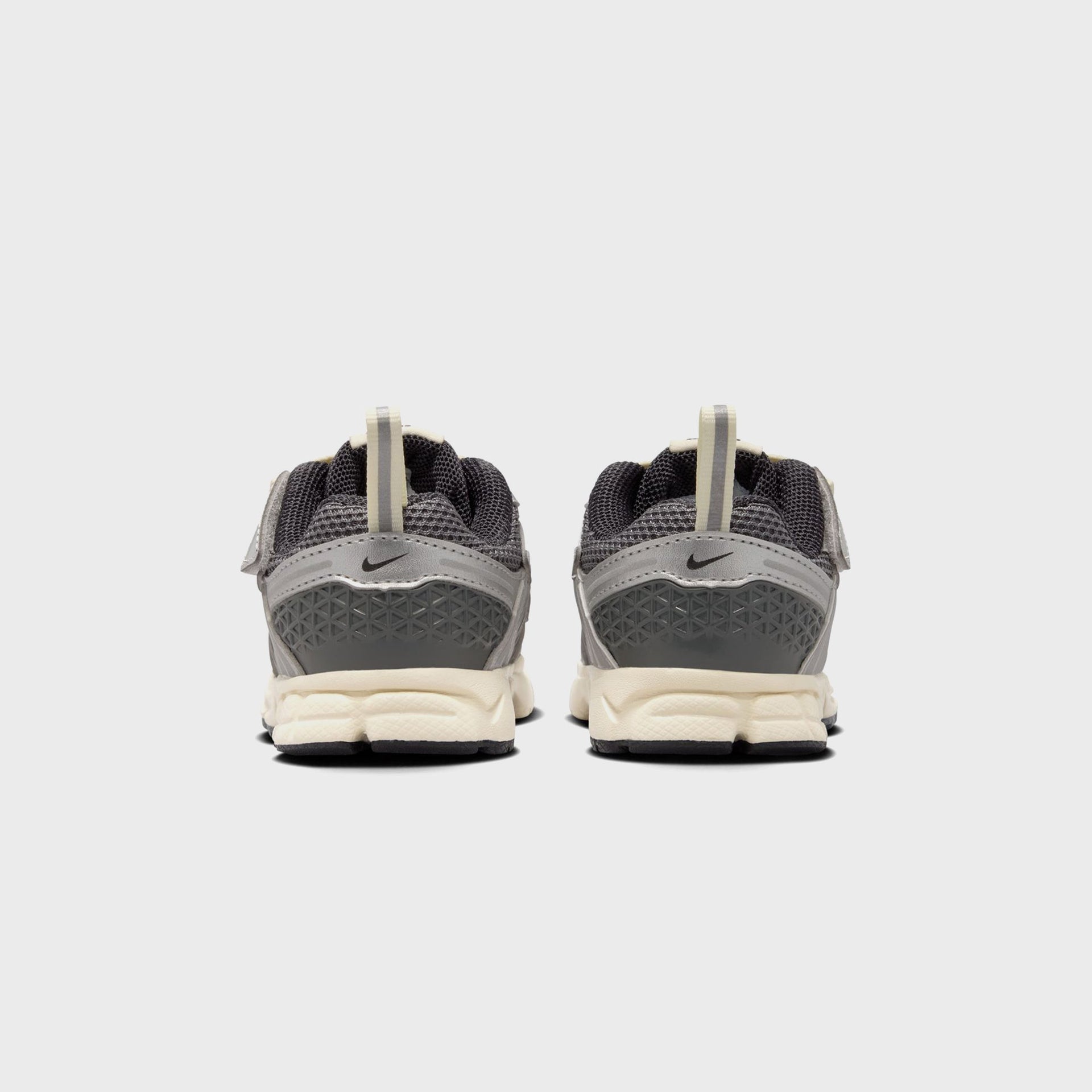 Nike TD Vomero 5 - Iron Grey / Chrome / Metallic Silver