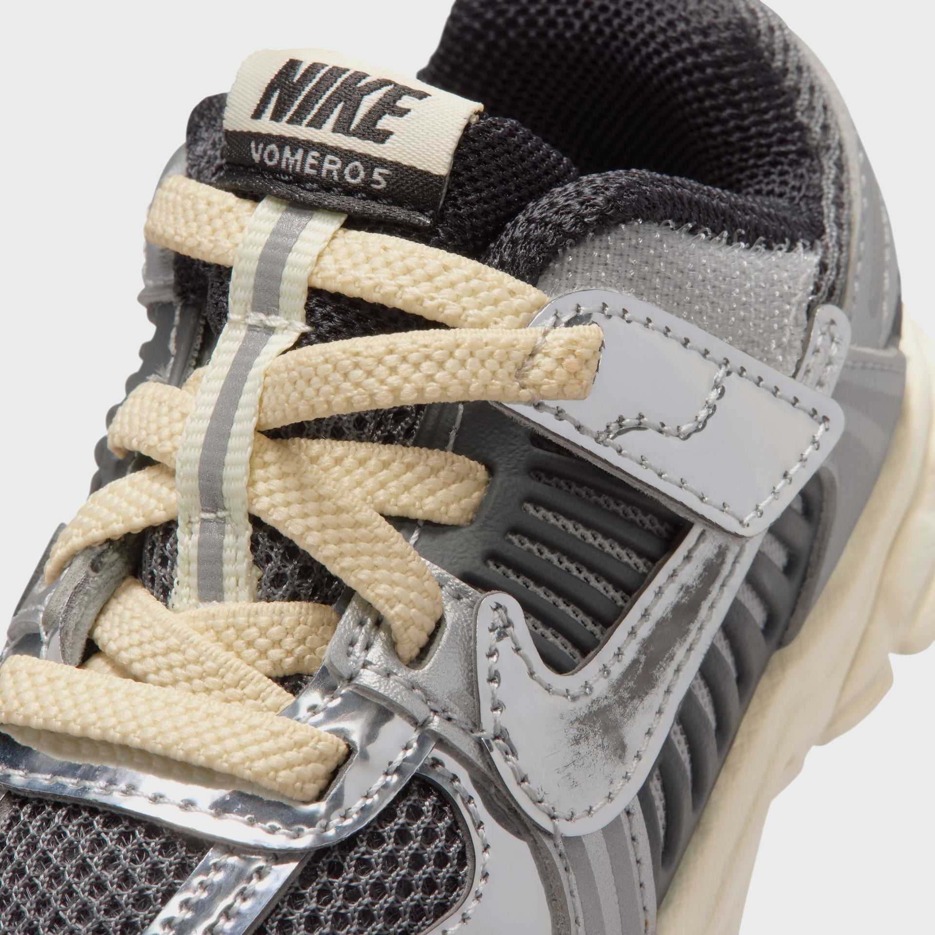 Nike TD Vomero 5 - Iron Grey / Chrome / Metallic Silver