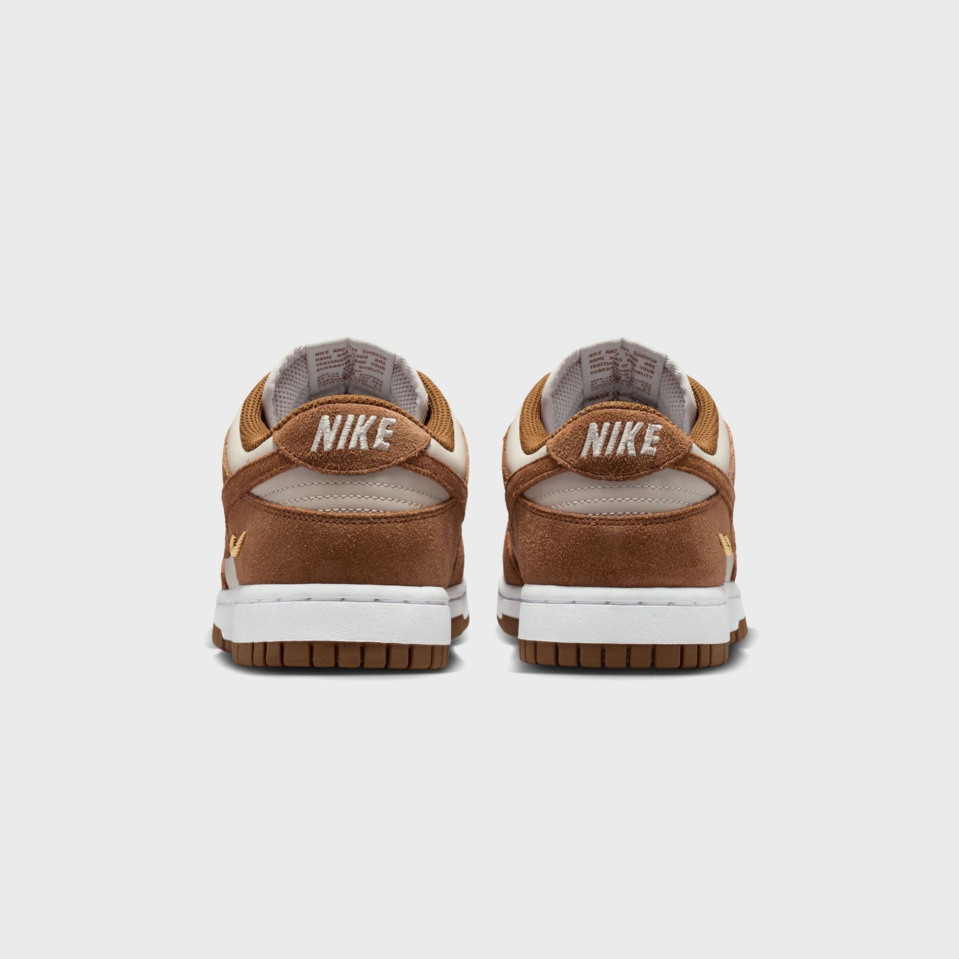 Nike WMNS Dunk Low Suede - Light British Tan / Cream II / White