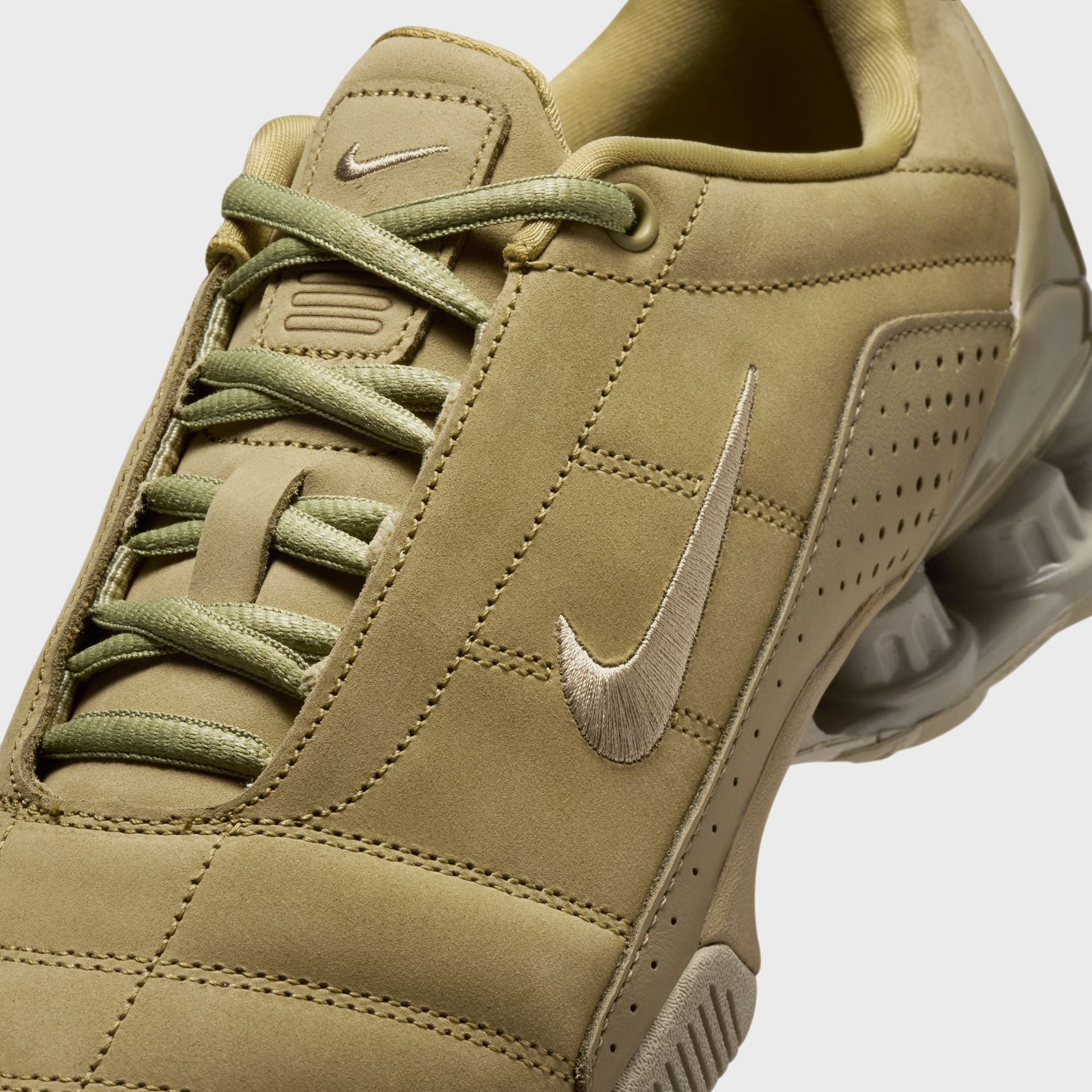 Nike WMNS Total 90 Shox Magia - Neutral Olive / Metallic Silver