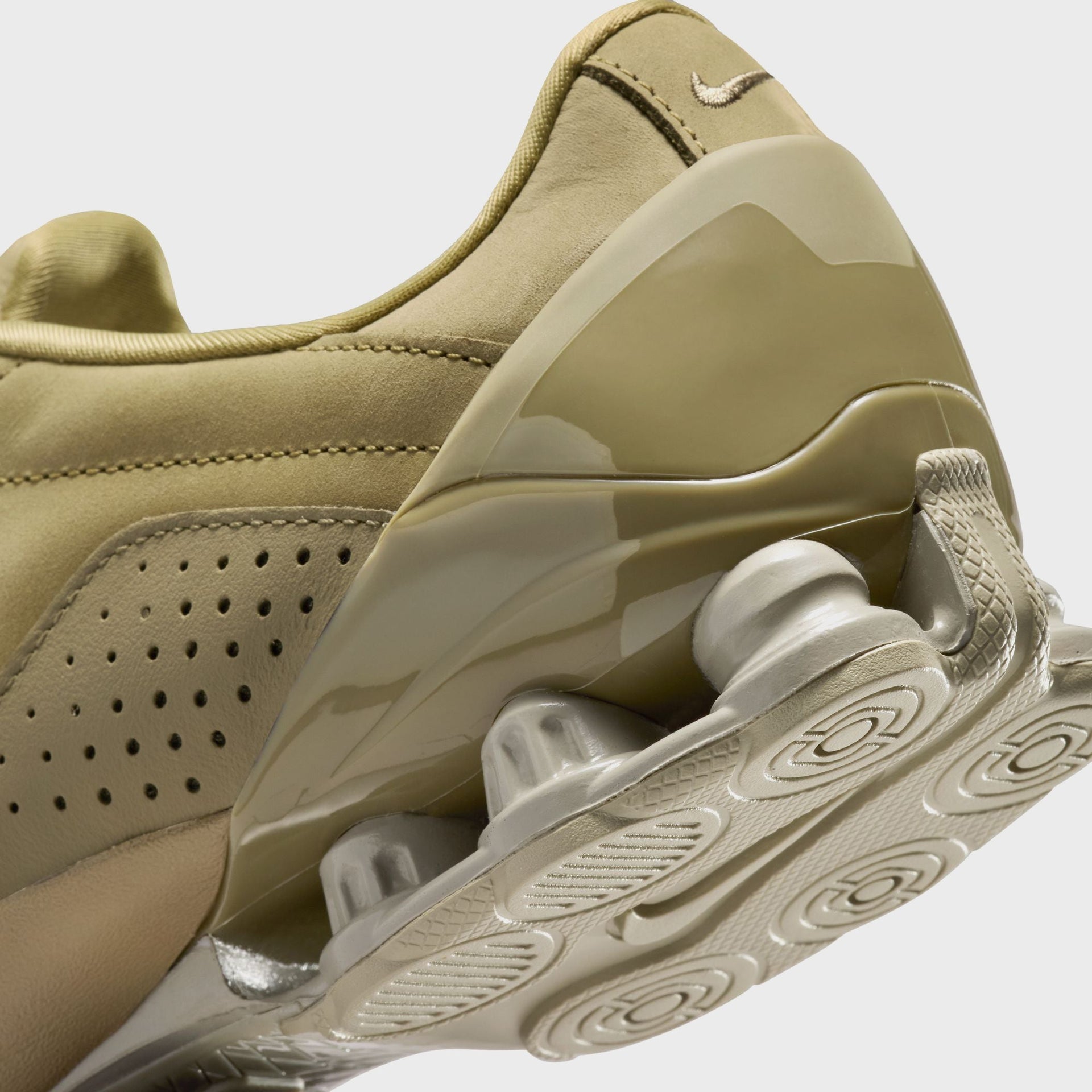Nike WMNS Total 90 Shox Magia - Neutral Olive / Metallic Silver