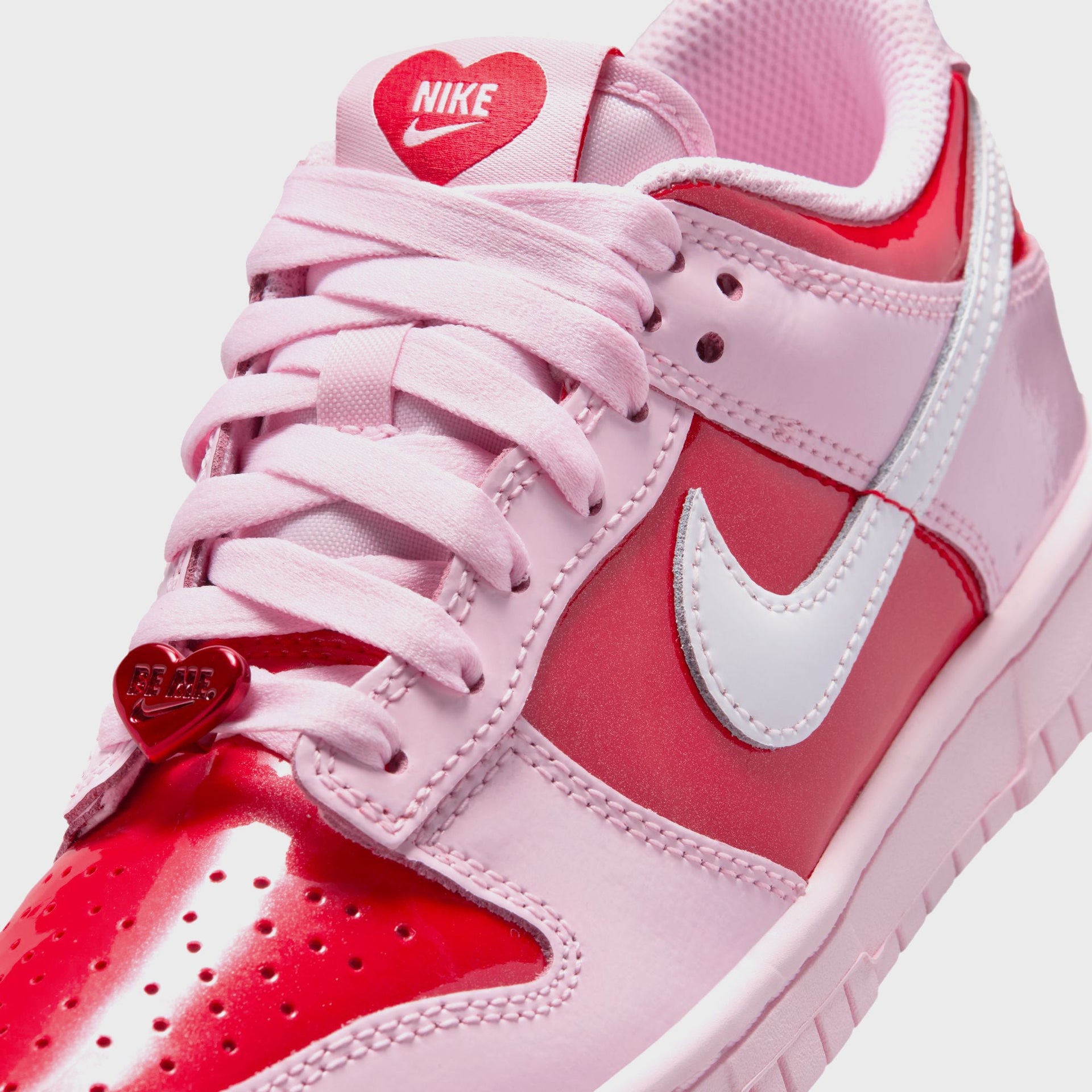 Nike GS Dunk Low - Pink Foam / Summit White / Light Crimson