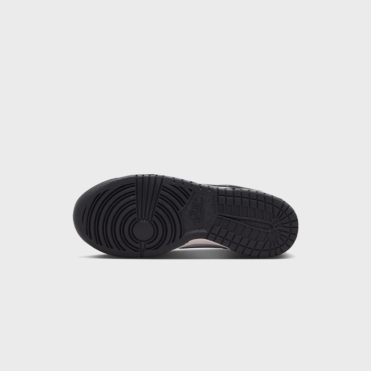 Nike GS Dunk Low - Off Noir / Phantom / Sail / Black
