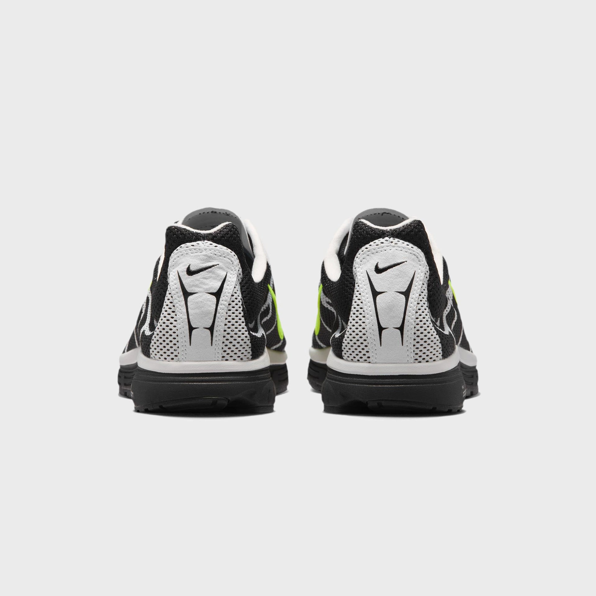 Nike Zoom Streak 3 - White / Volt / Flat Pewter / Black