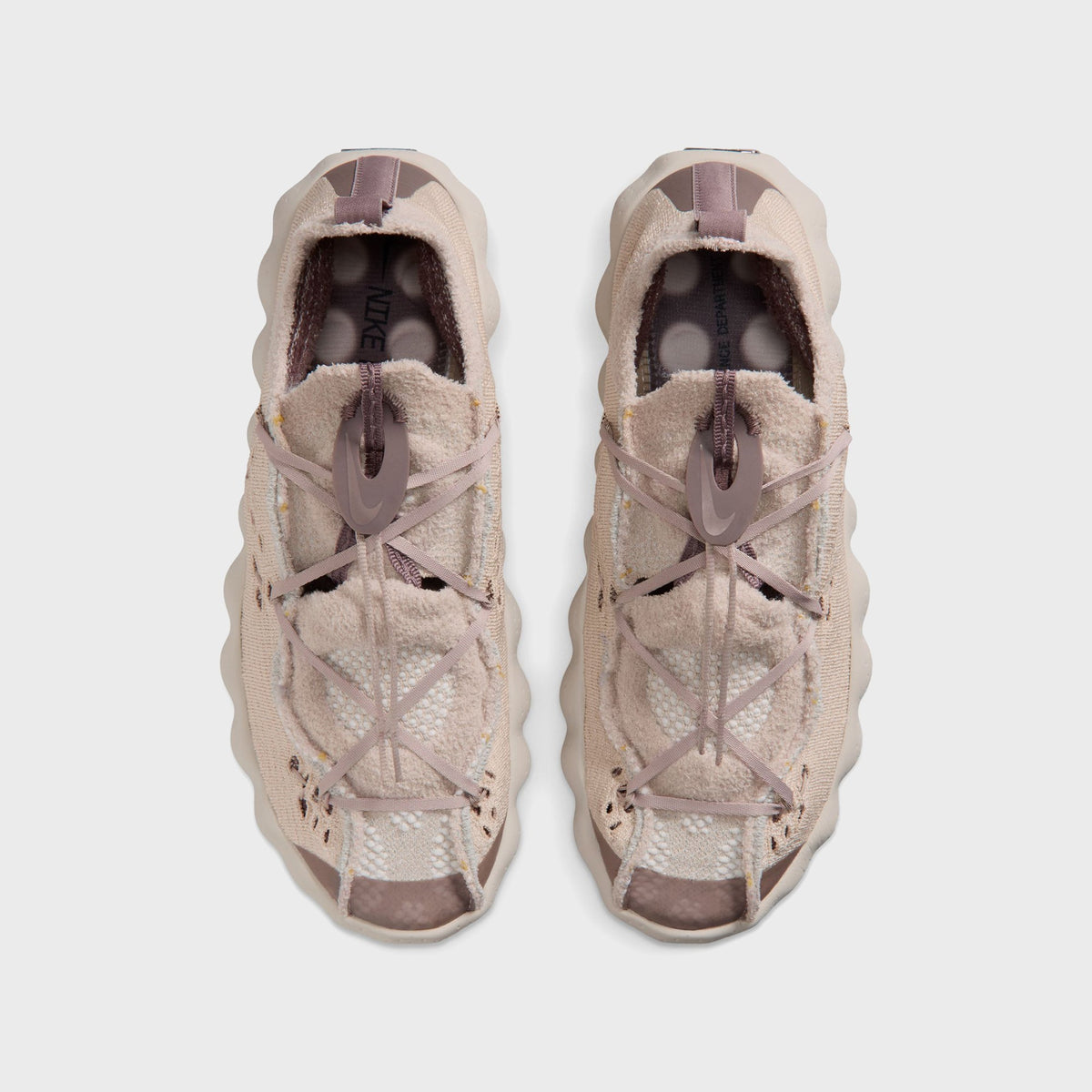 Nike Mind 002 Flyknit - Sand Drift / Fossil Rose / Plum Eclipse / Light Orewood Brown