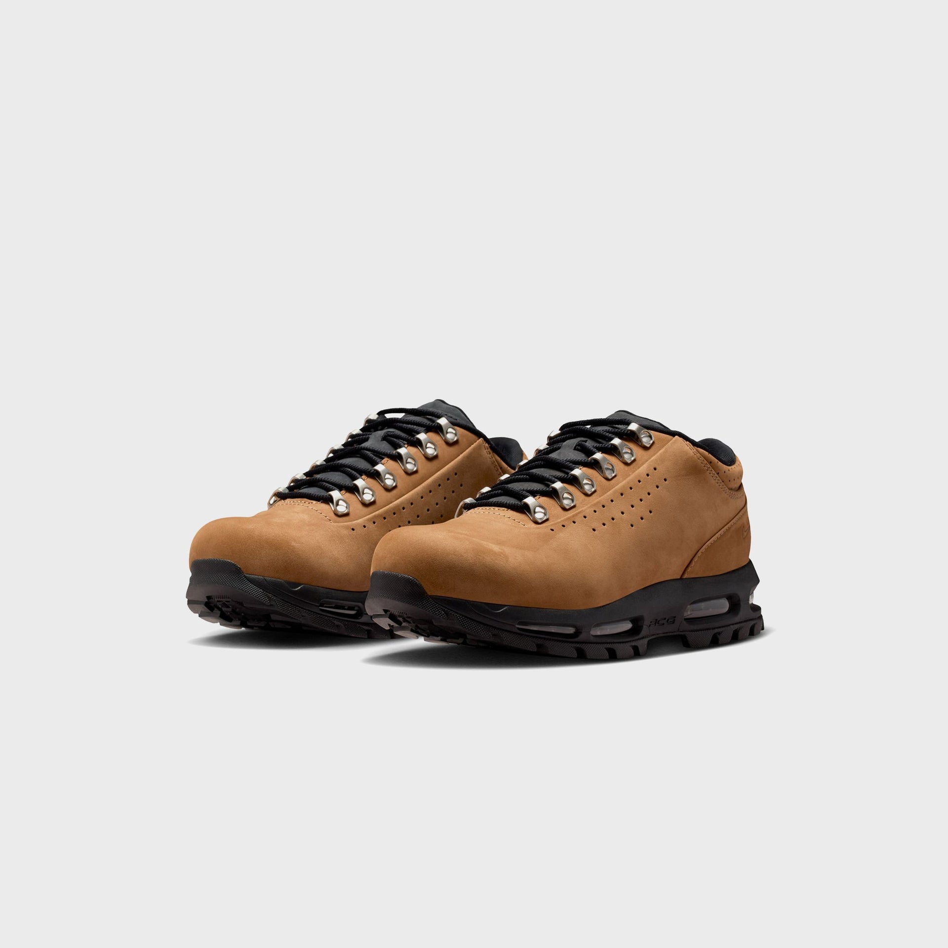 Nike Air Max Goadome Low - Taupe / Black