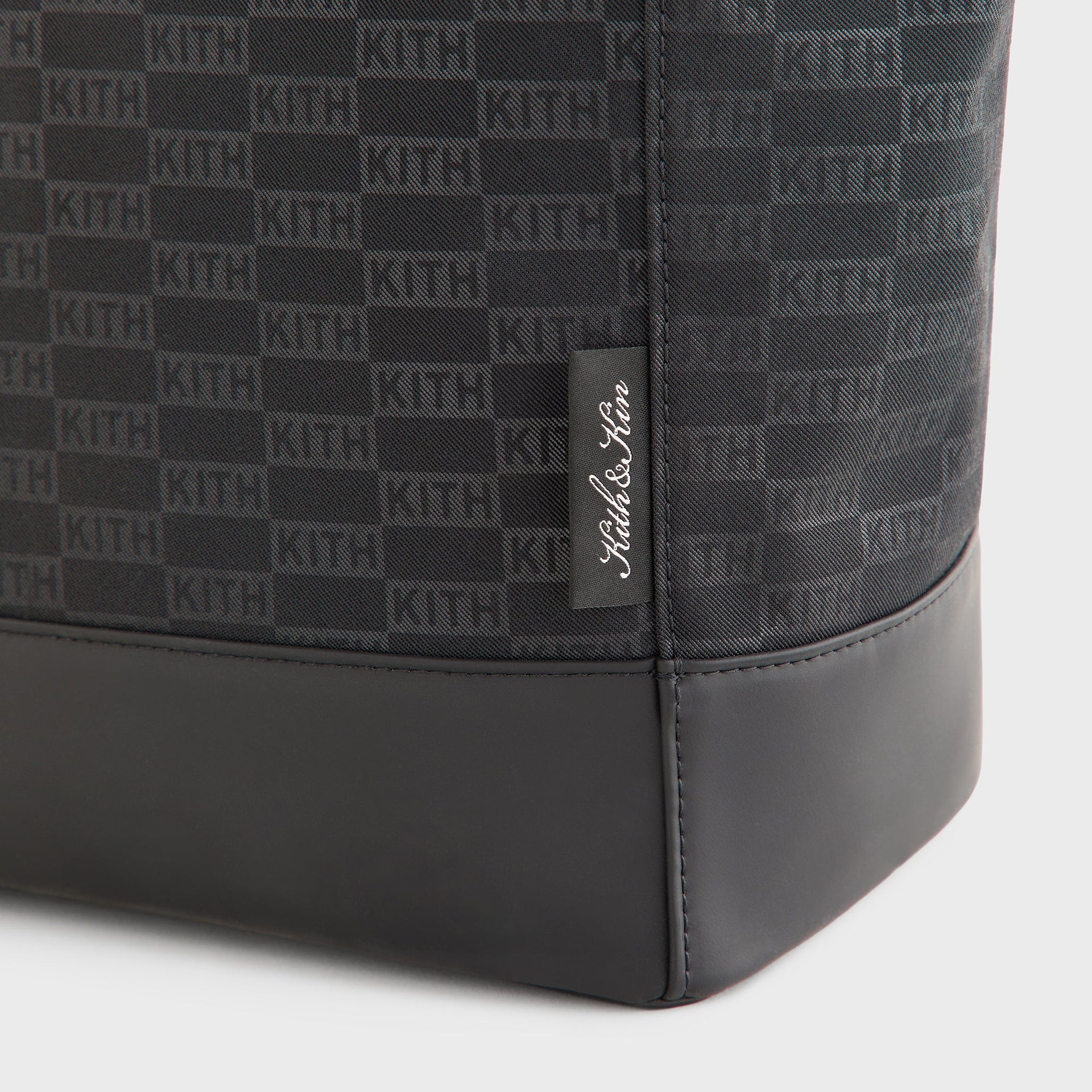 Kith for Bugaboo Changing Bag - Black - PH