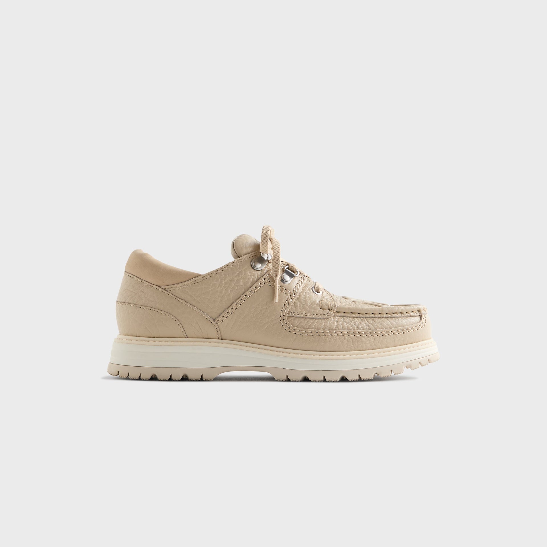 8th St by Ronnie Fieg for Clarks Originals & the New York Yankees Sunderland - Light Sand