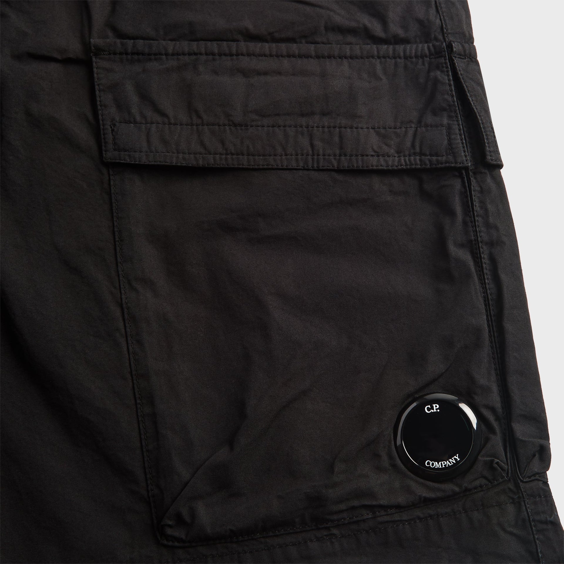 C.P. Company Micro-Reps Boxy Lens Short - Black